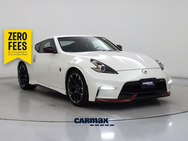 White 2017 Nissan 370Z Coupe Manual