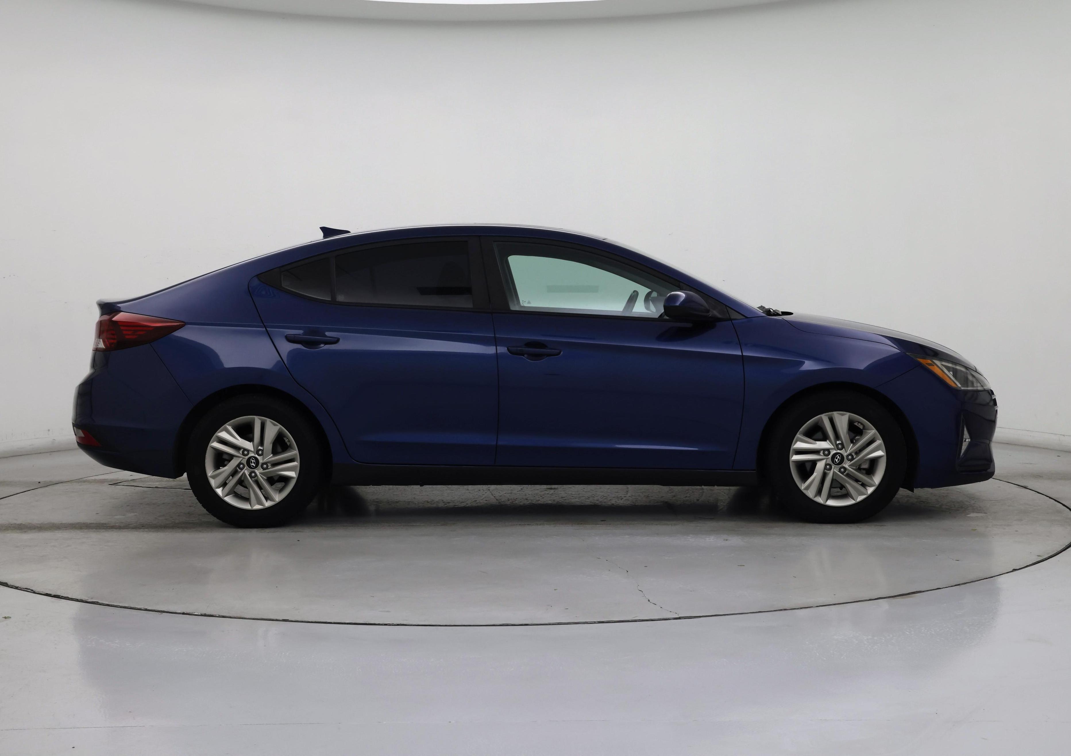 Thumbnail: 2020 Hyundai Elantra - 7