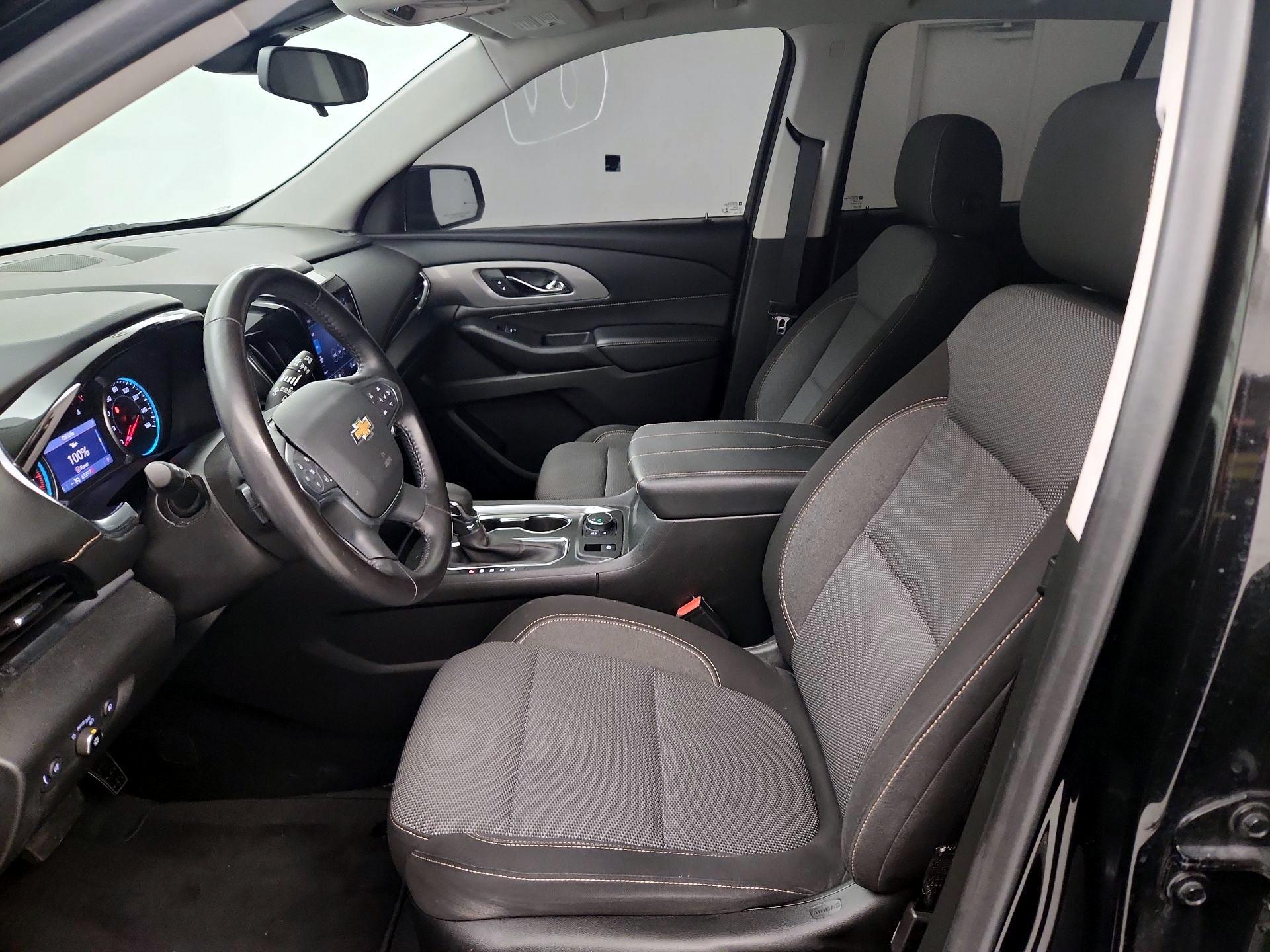 Thumbnail: 2021 Chevrolet Traverse - 11