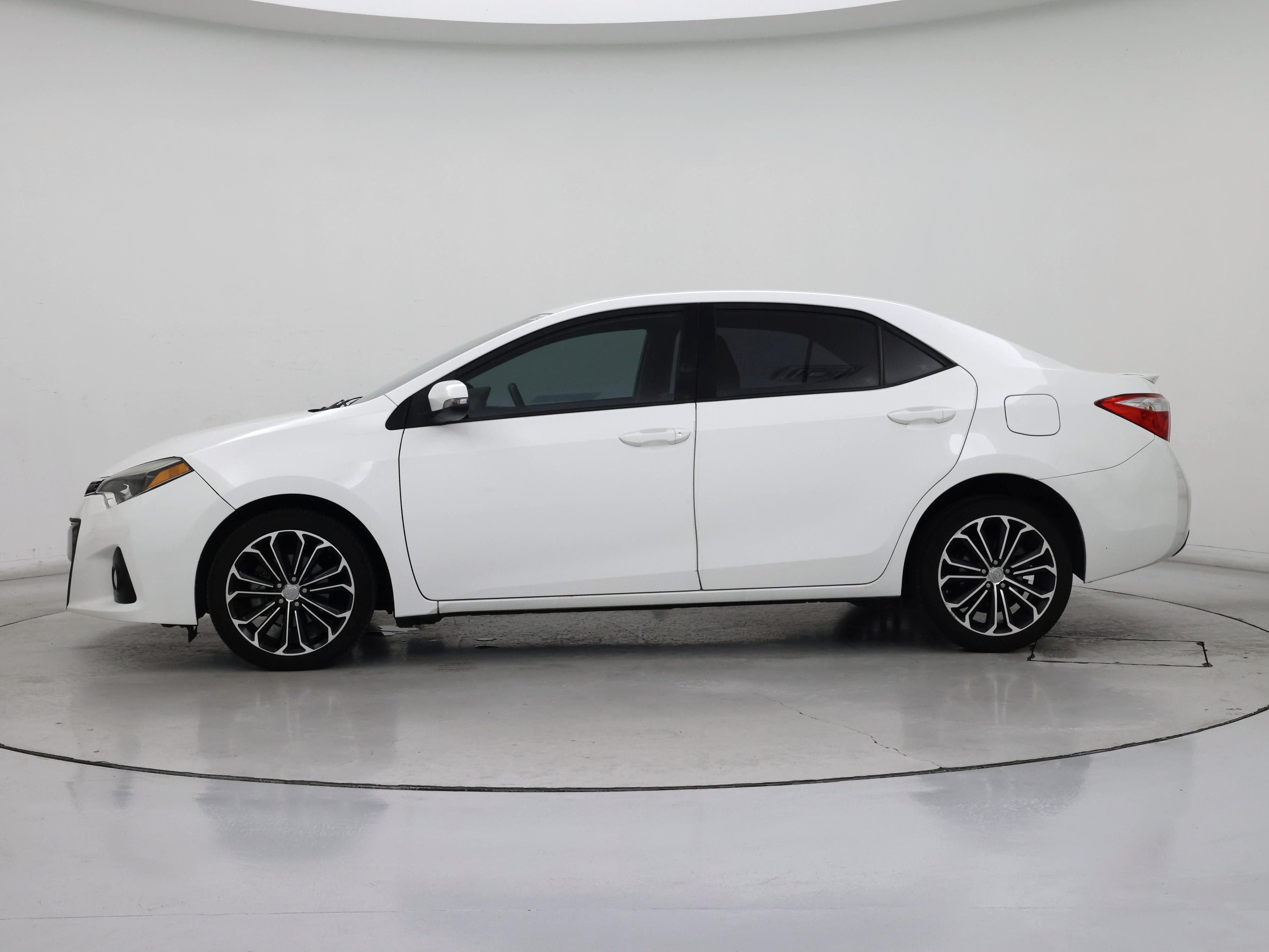 Thumbnail: 2016 Toyota Corolla - 3