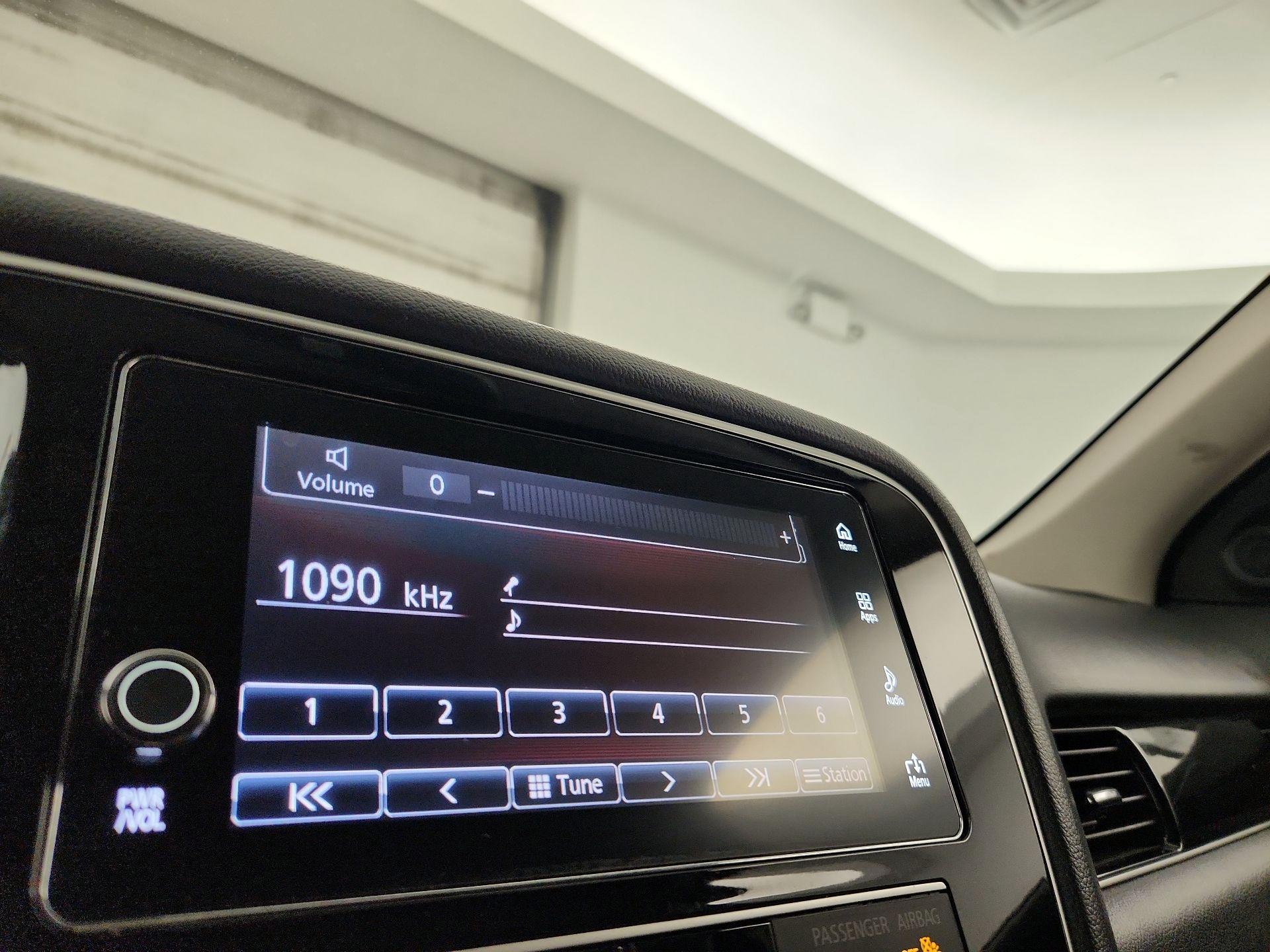 Thumbnail: 2019 Mitsubishi Outlander - 15