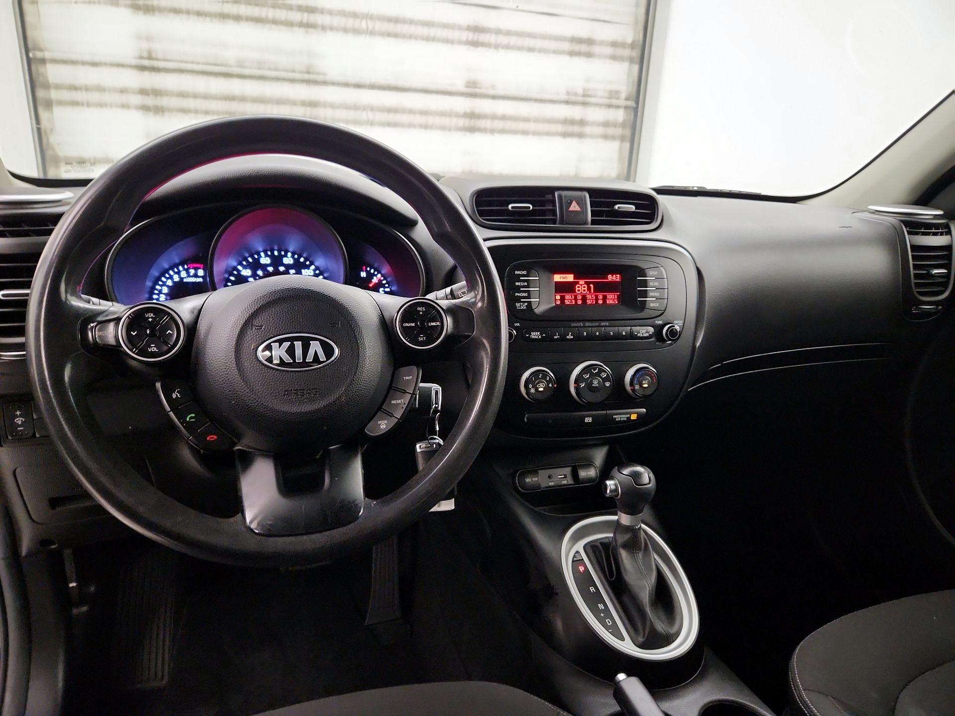 Thumbnail: 2015 Kia Soul - 9