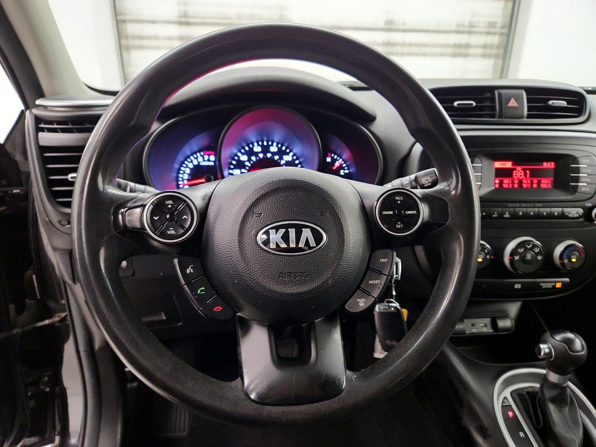 Thumbnail: 2015 Kia Soul - 10