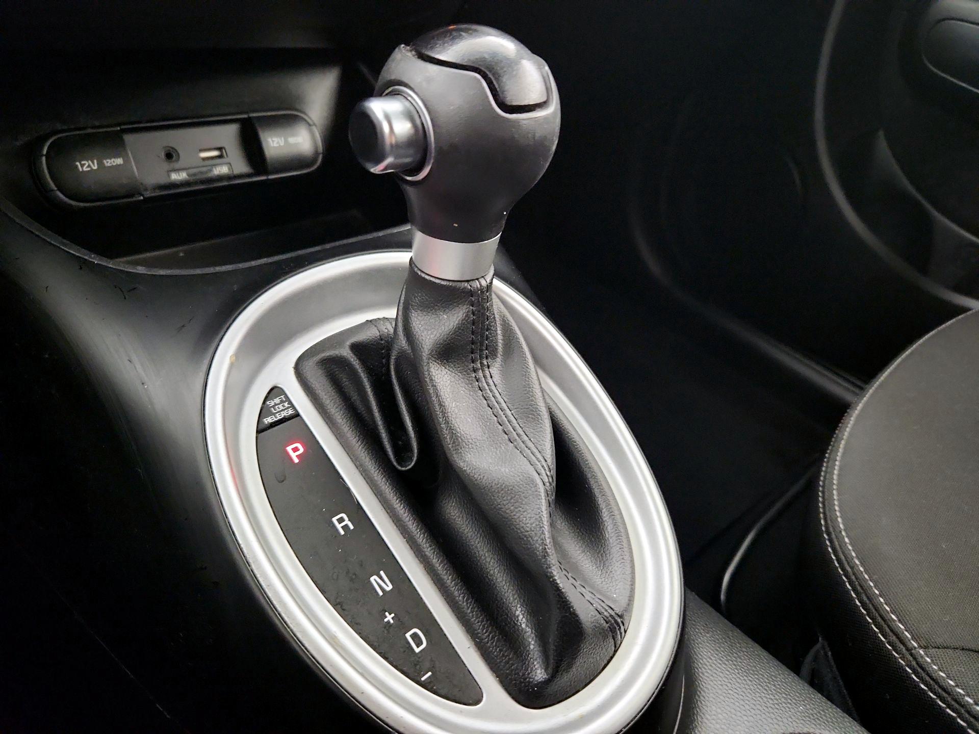 Thumbnail: 2015 Kia Soul - 16