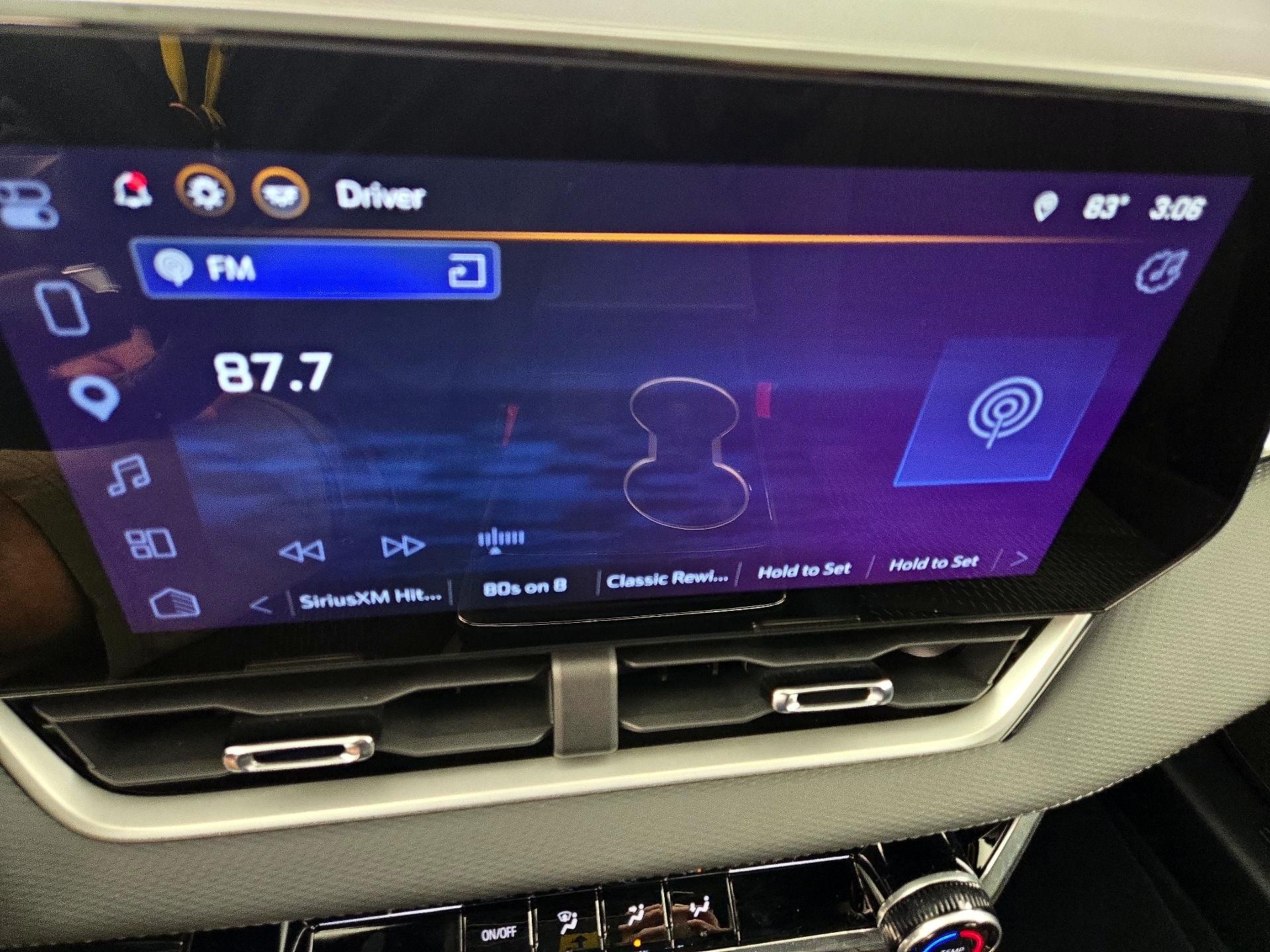Thumbnail: 2025 Chevrolet Equinox - 16