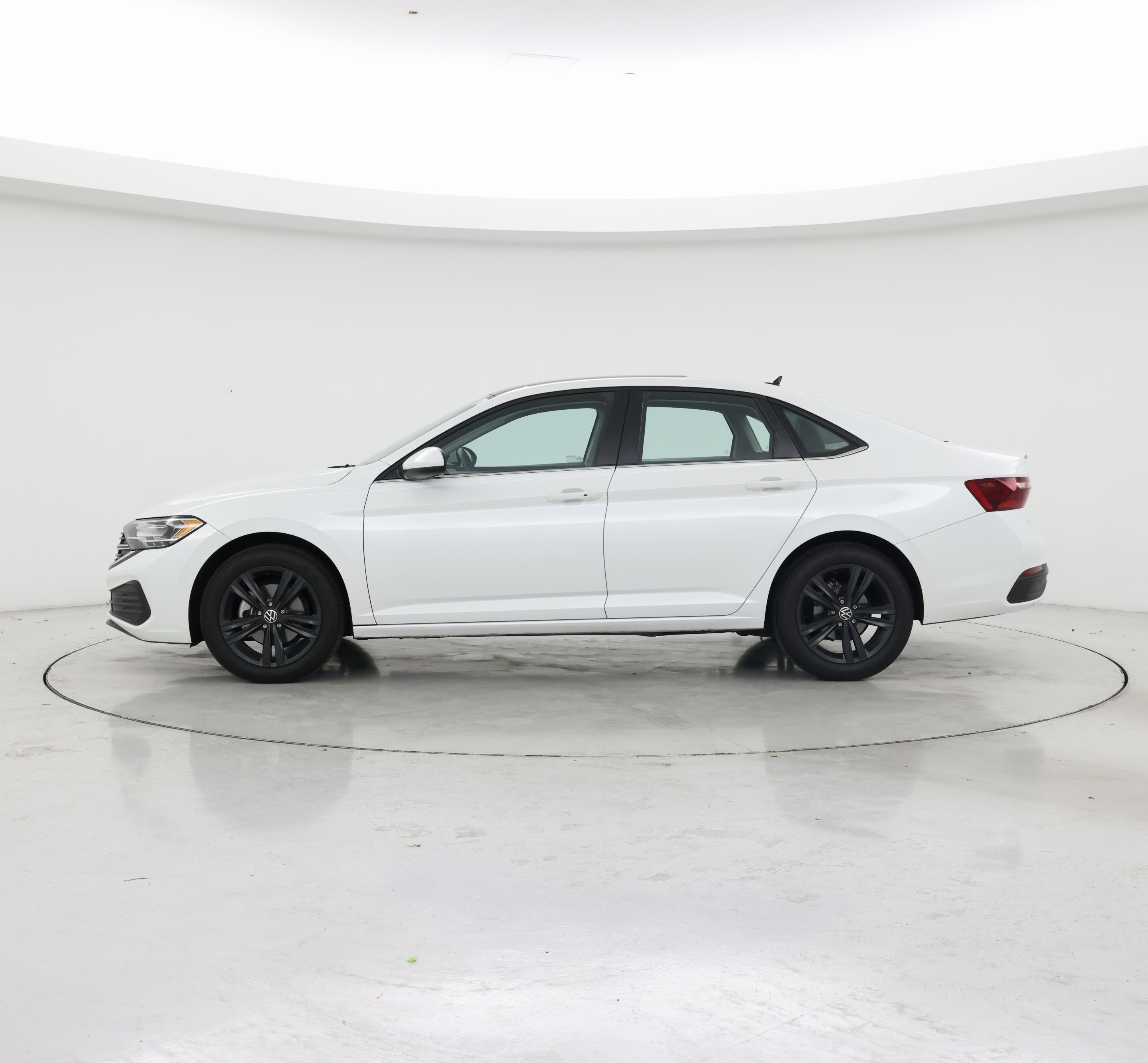 Thumbnail: 2024 Volkswagen Jetta - 3