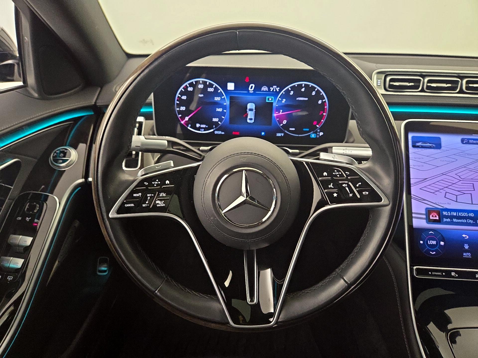 Thumbnail: 2021 Mercedes-Benz S-Class - 10