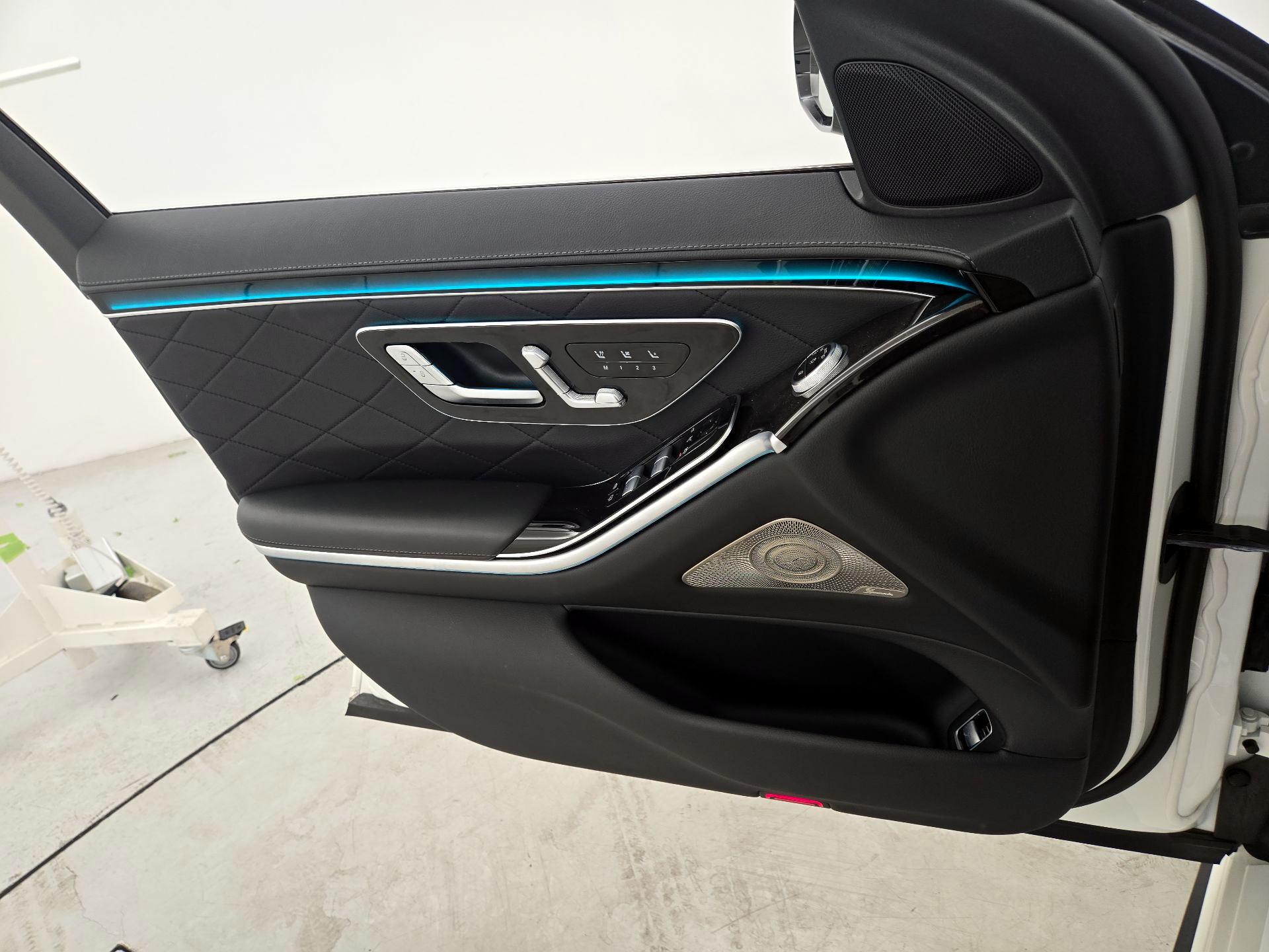 Thumbnail: 2021 Mercedes-Benz S-Class - 12