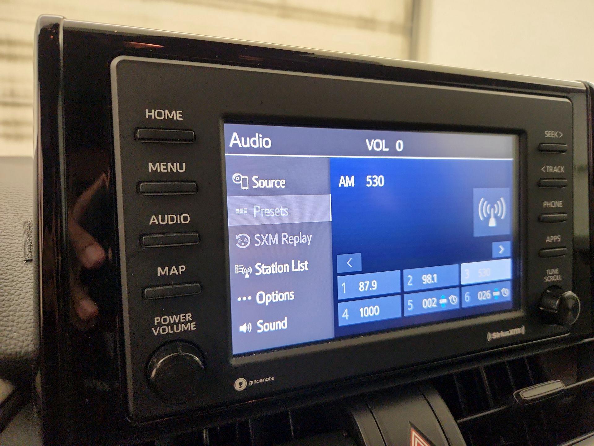 Thumbnail: 2021 Toyota RAV4 - 15