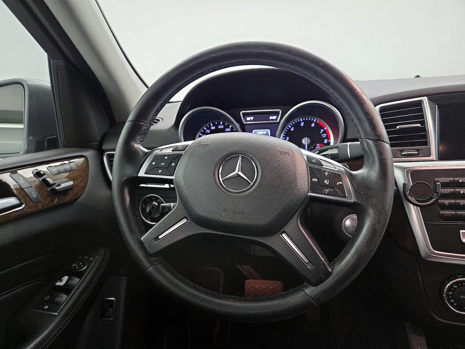 2015 Mercedes-Benz M-Class ML350 - Photo 11