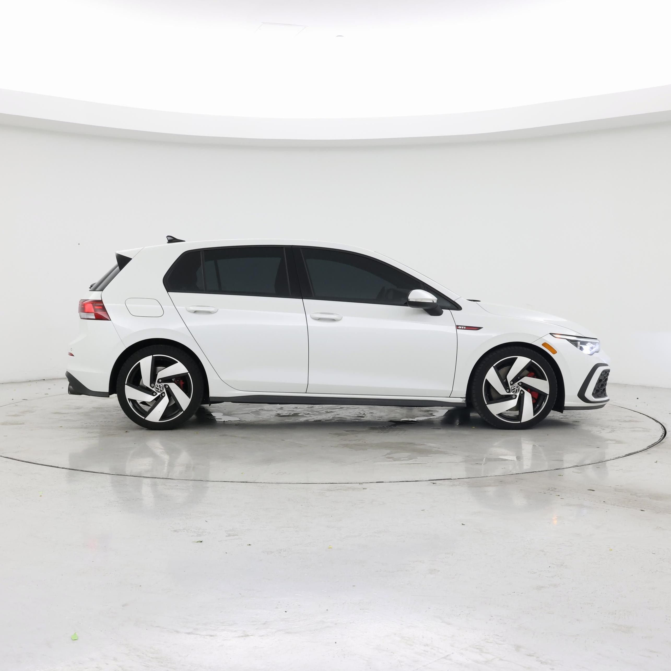 Thumbnail: 2023 Volkswagen Golf - 7