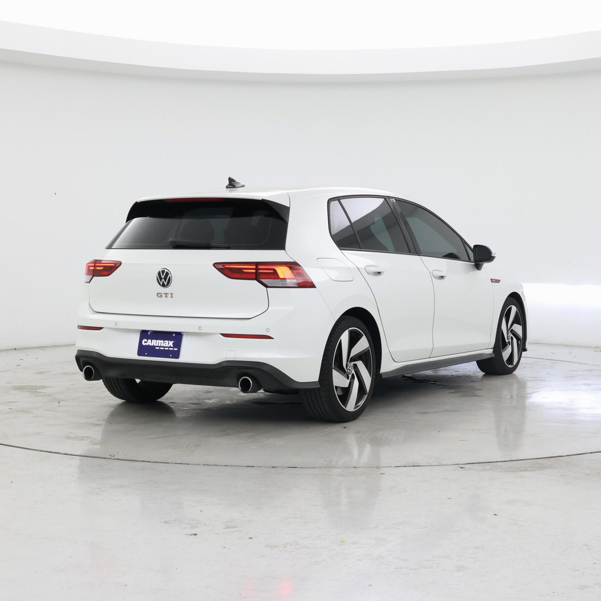 Thumbnail: 2023 Volkswagen Golf - 8
