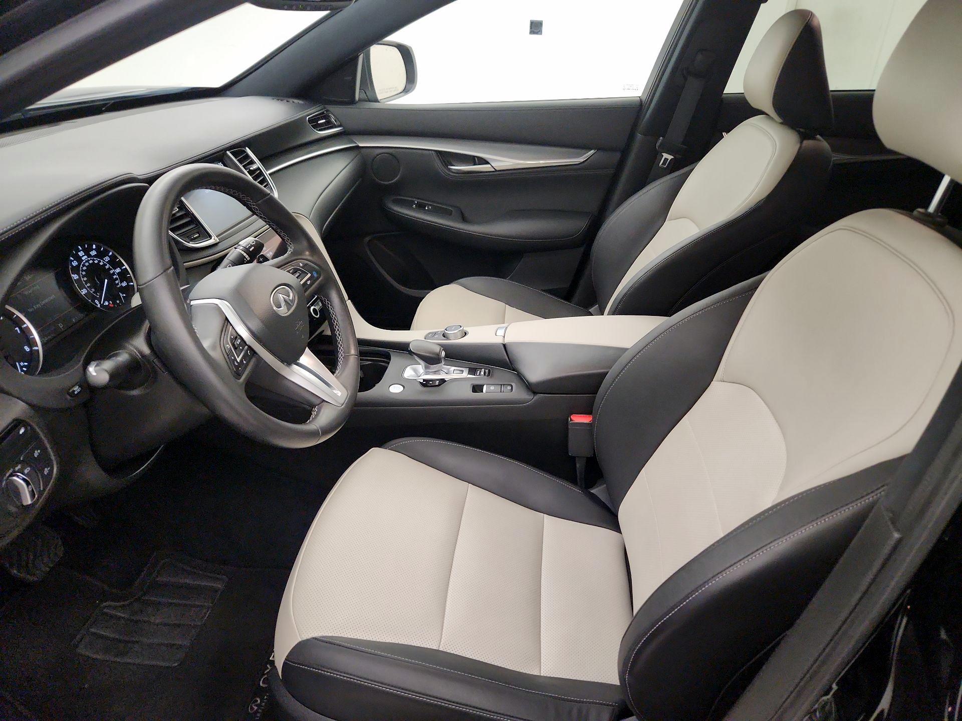 Thumbnail: 2023 INFINITI QX55 - 11