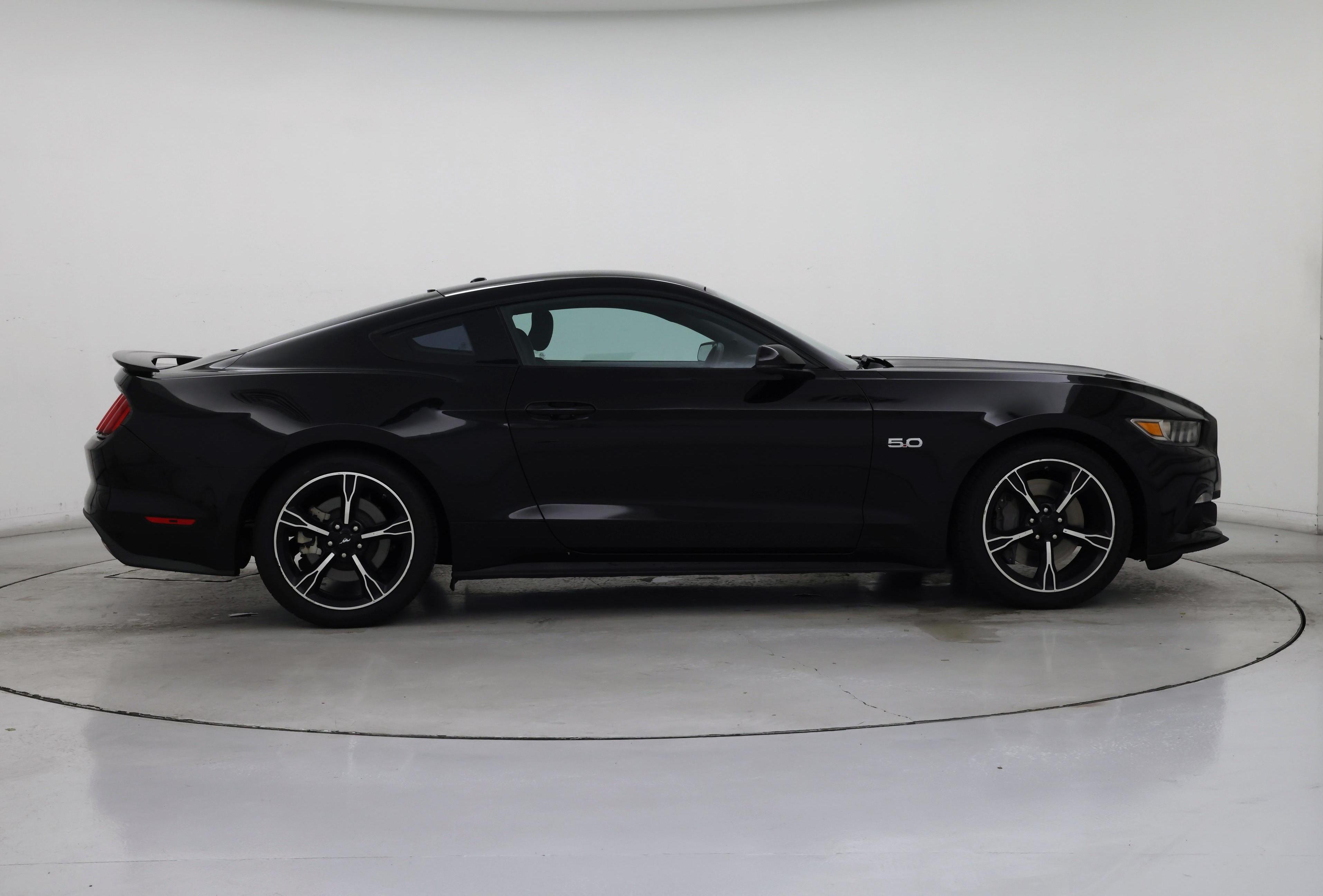 Thumbnail: 2016 Ford Mustang - 7