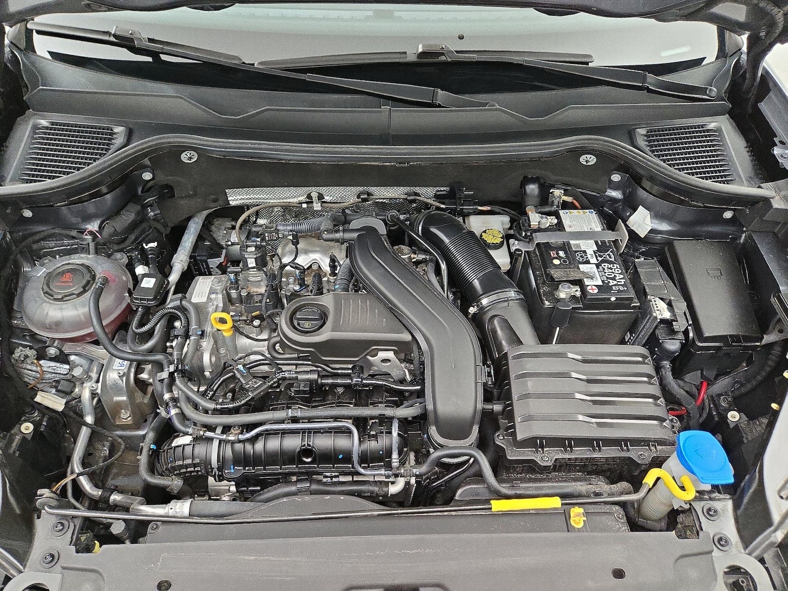 2024 Volkswagen Taos SE - Photo 23