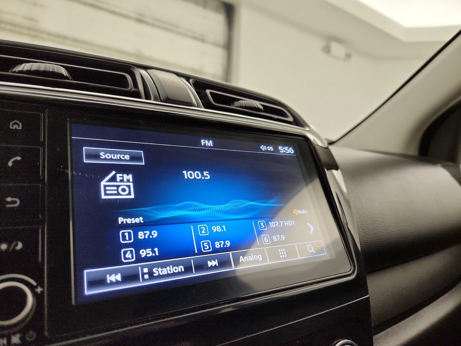 2021 Mitsubishi Mirage ES - Photo 16