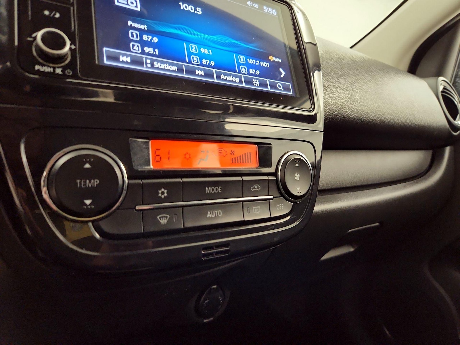 2021 Mitsubishi Mirage ES - Photo 17