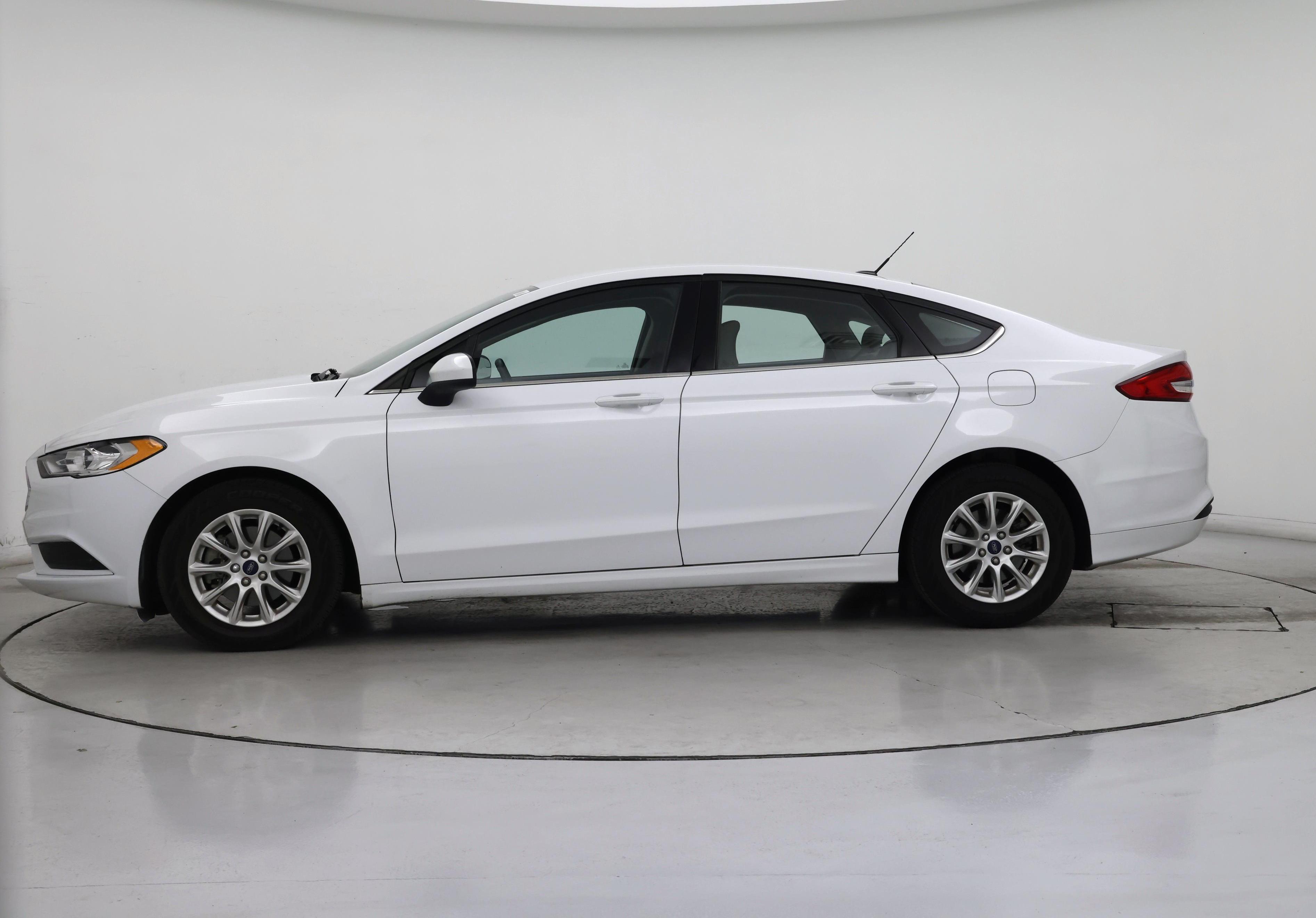Thumbnail: 2018 Ford Fusion - 3