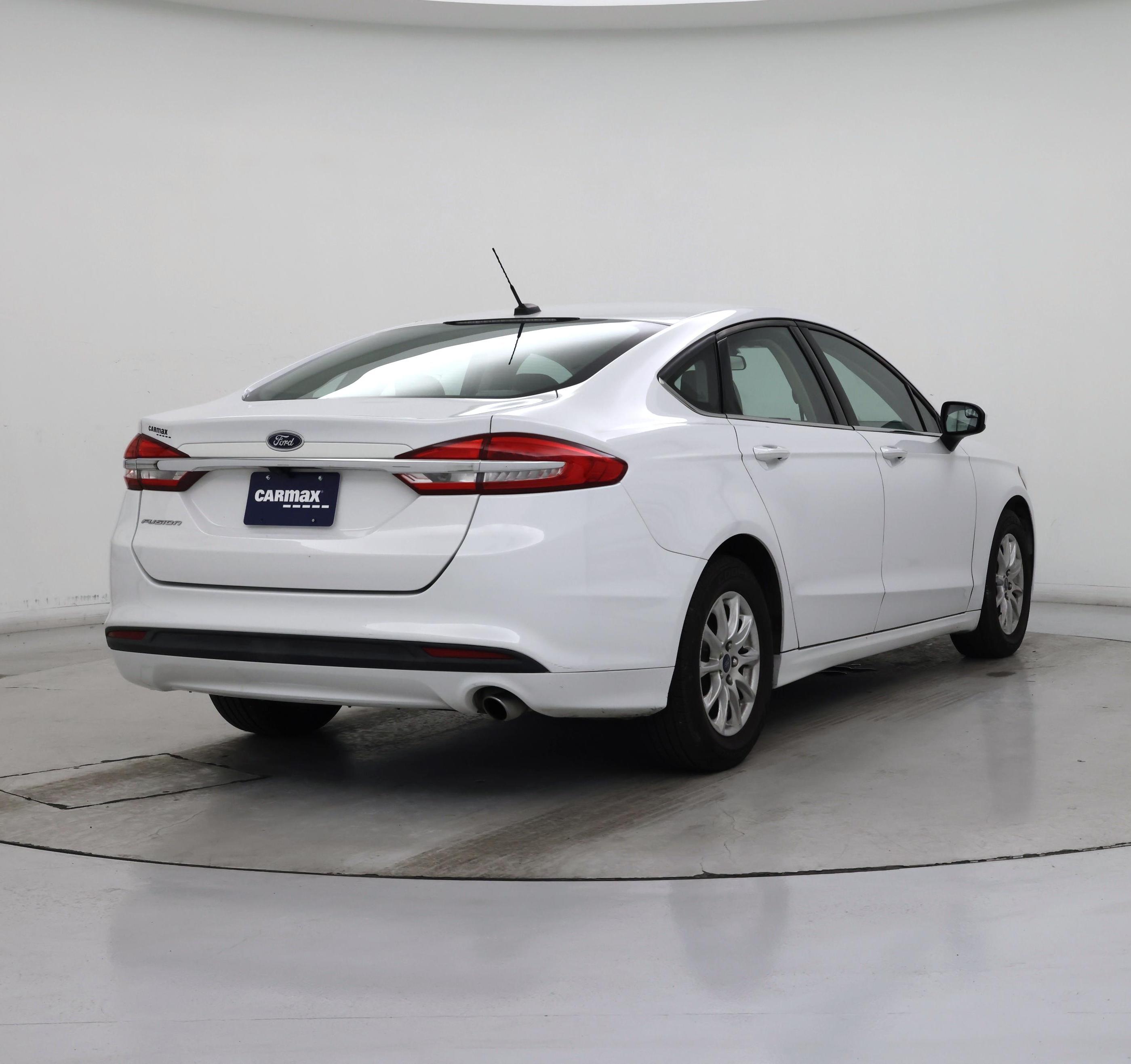 Thumbnail: 2018 Ford Fusion - 8