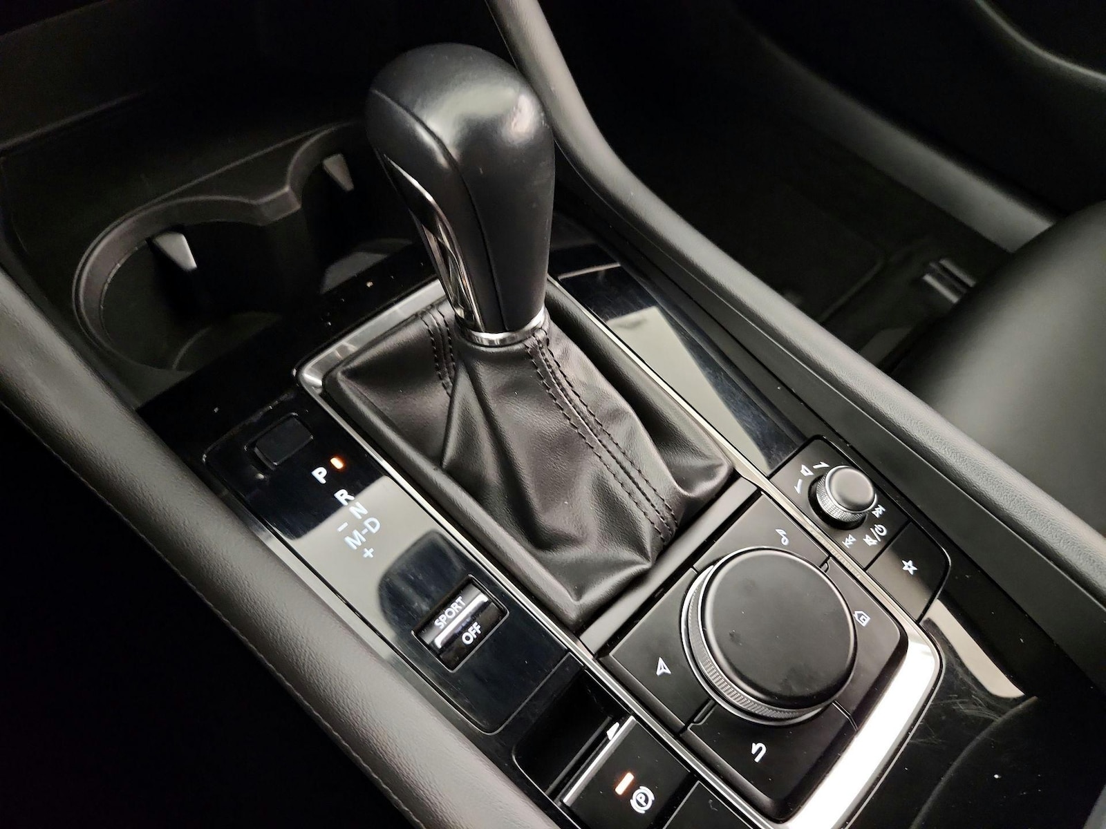 2023 Mazda Mazda3 Turbo - Photo 18