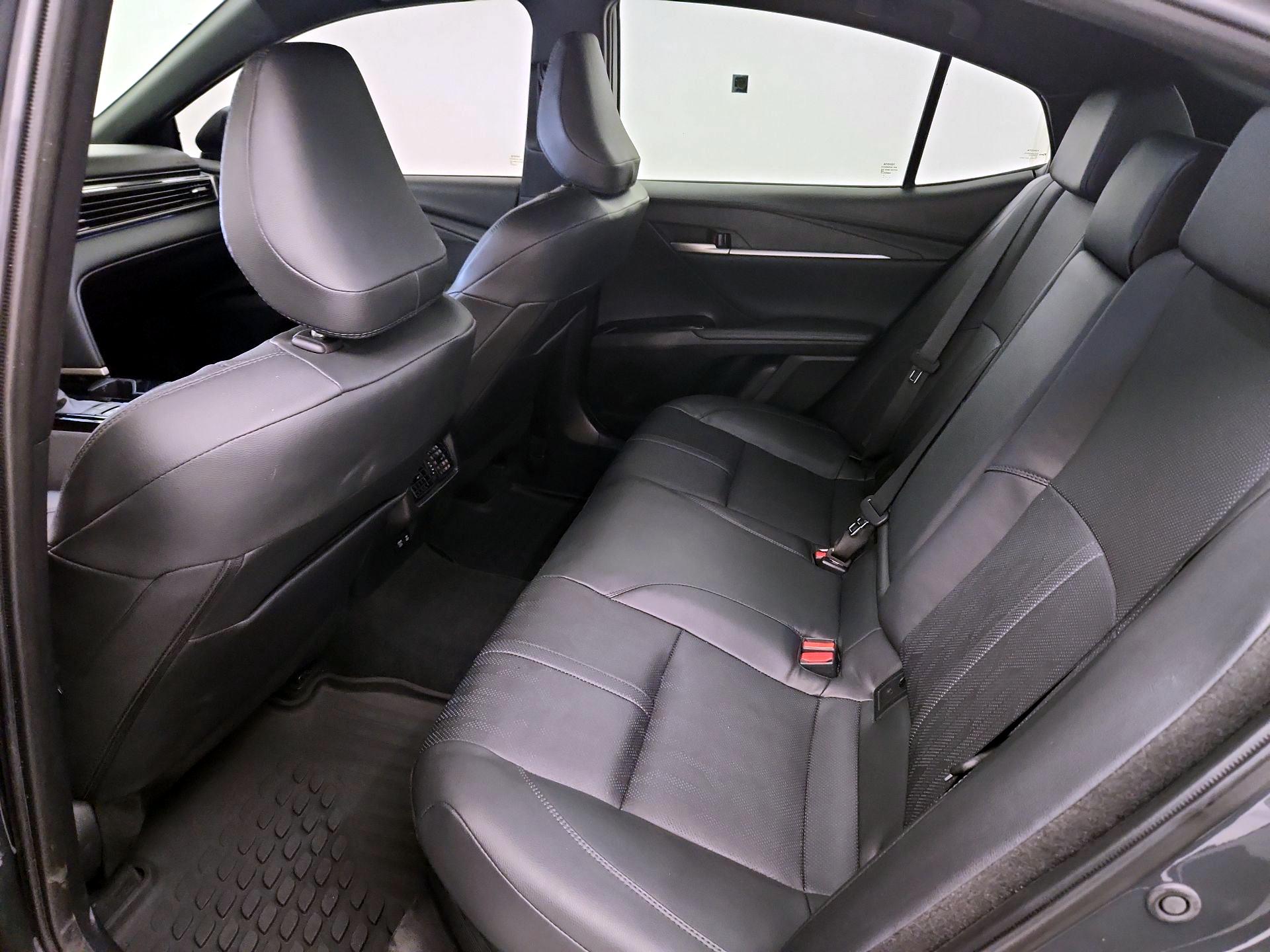 Thumbnail: 2025 Toyota Camry - 20