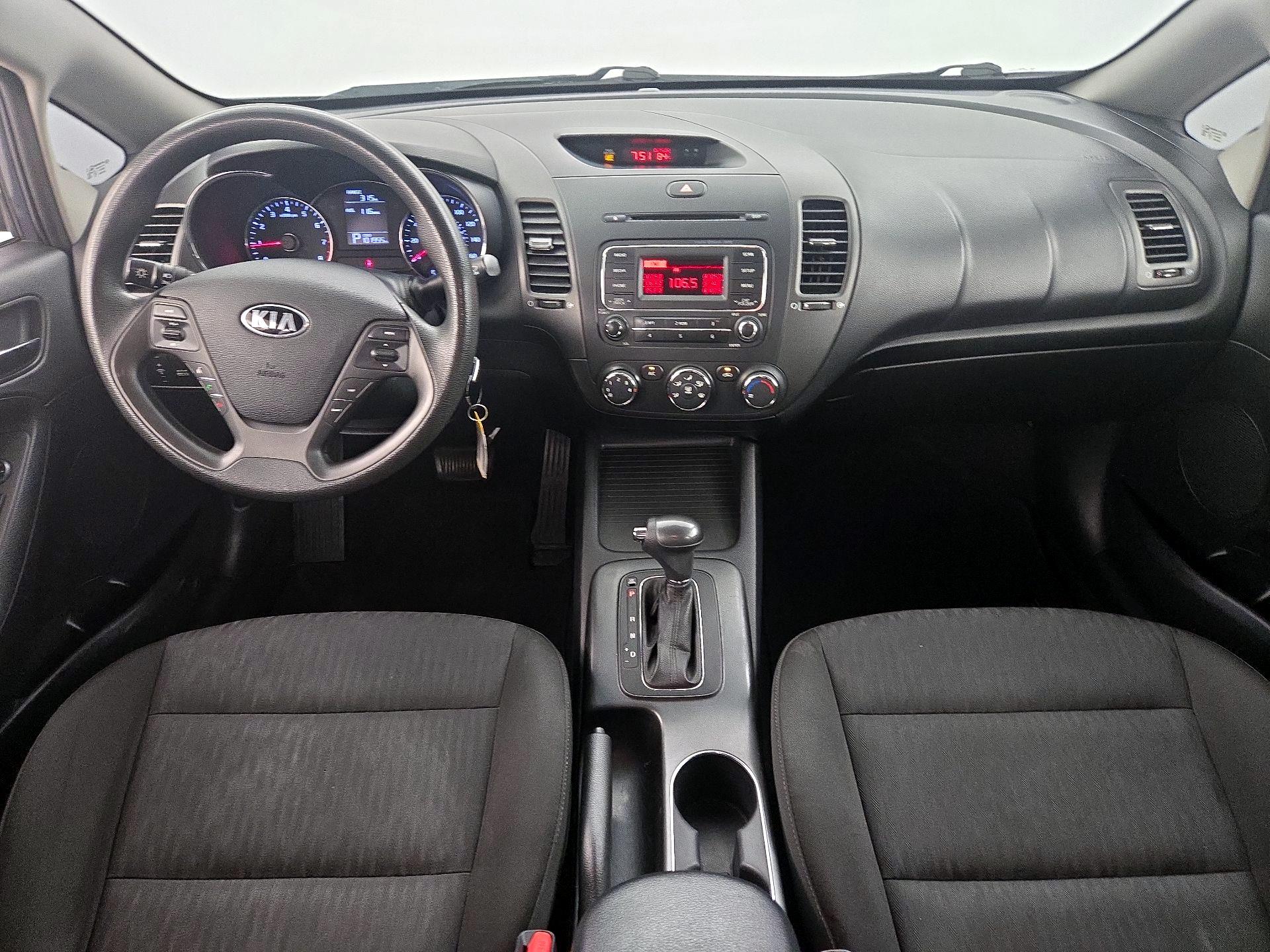 Thumbnail: 2016 Kia Forte - 9
