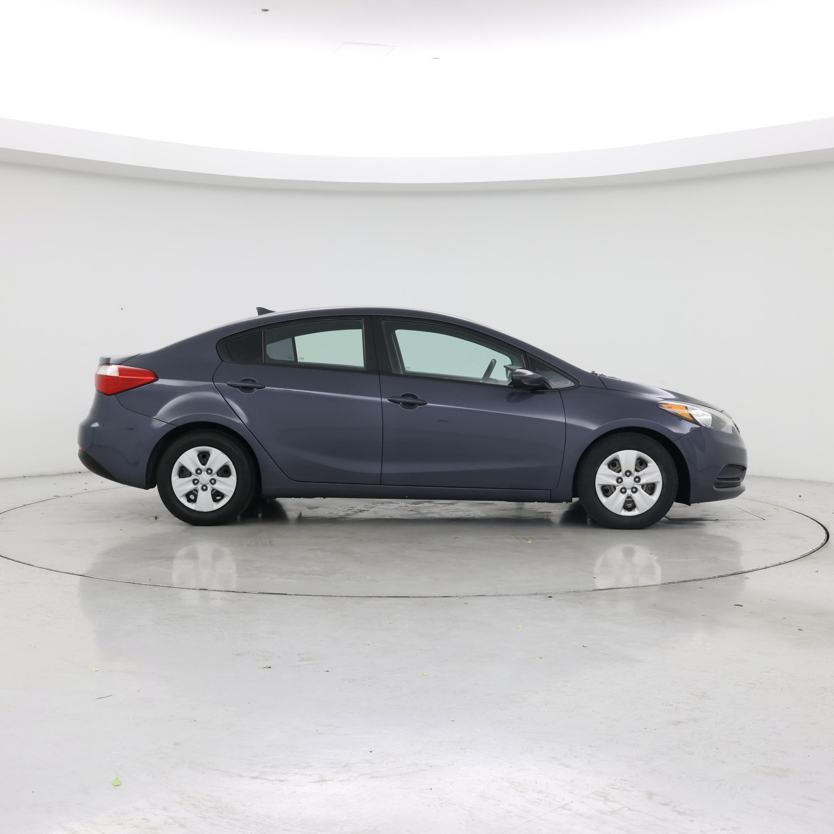Thumbnail: 2016 Kia Forte - 7