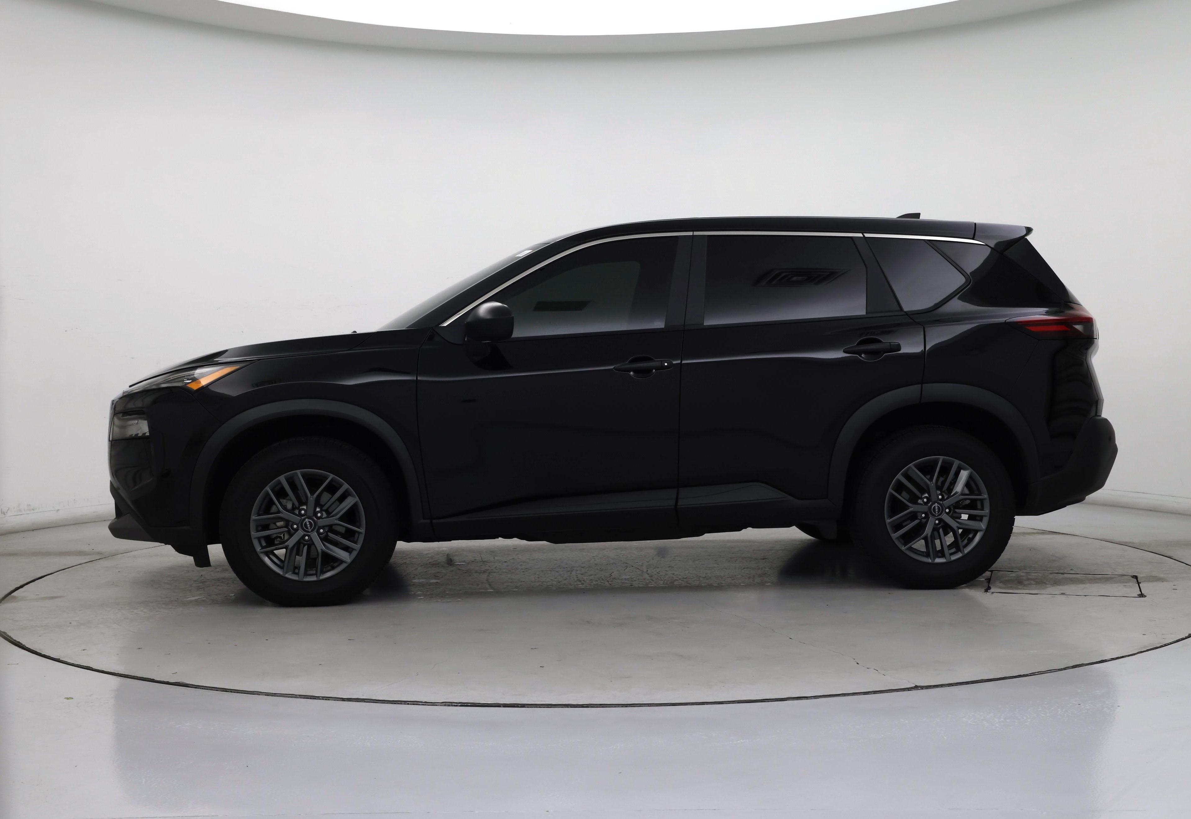Thumbnail: 2023 Nissan Rogue - 3