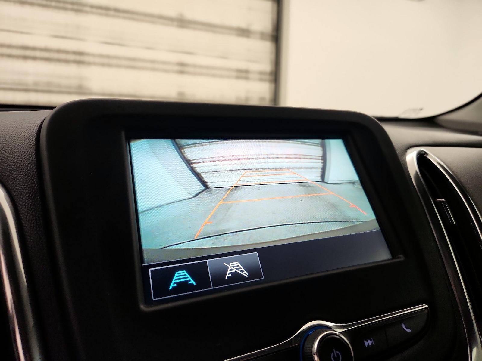 2018 Chevrolet Equinox LS - Photo 15