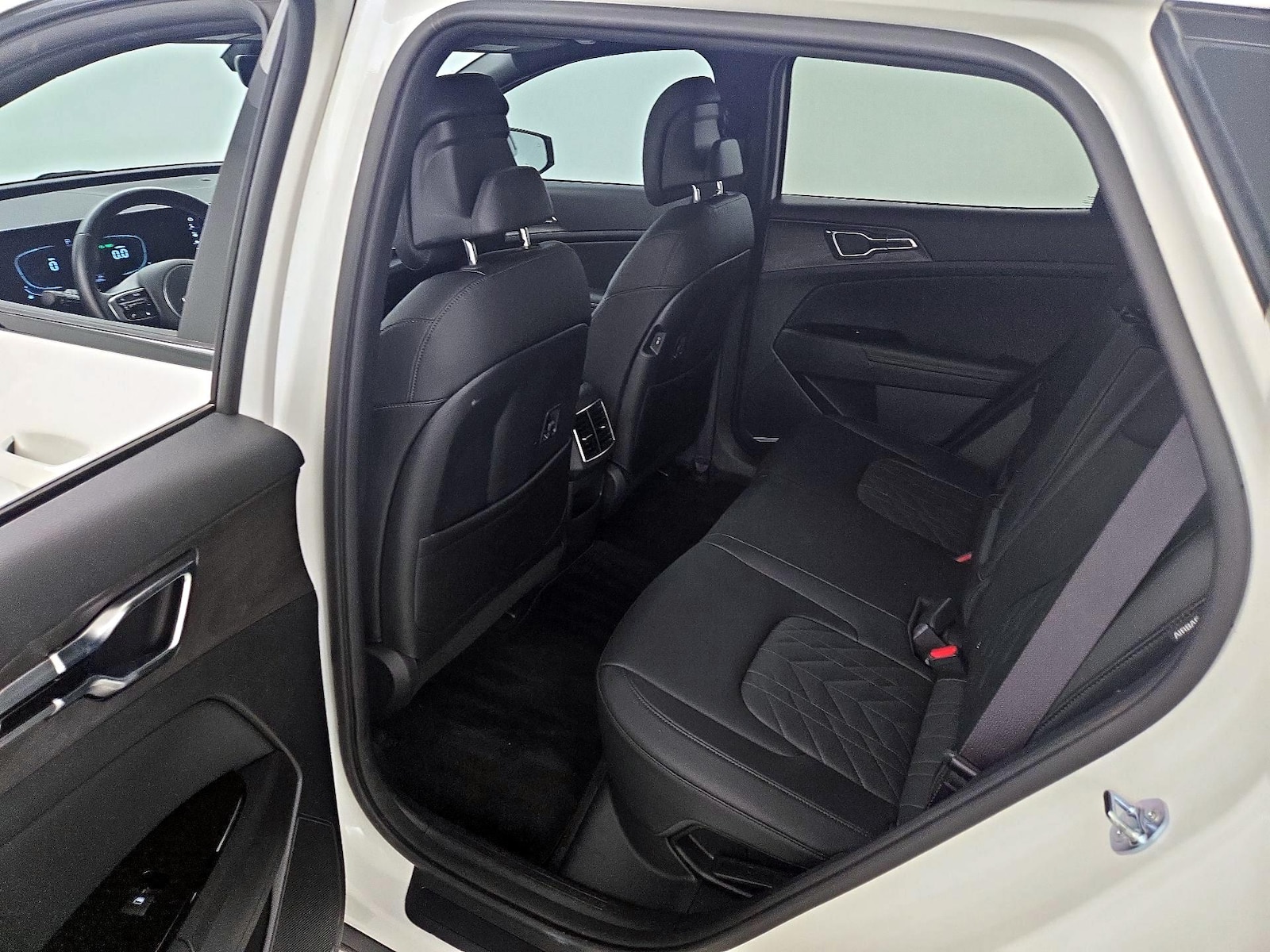 2024 Kia Sportage X-Line - Photo 22
