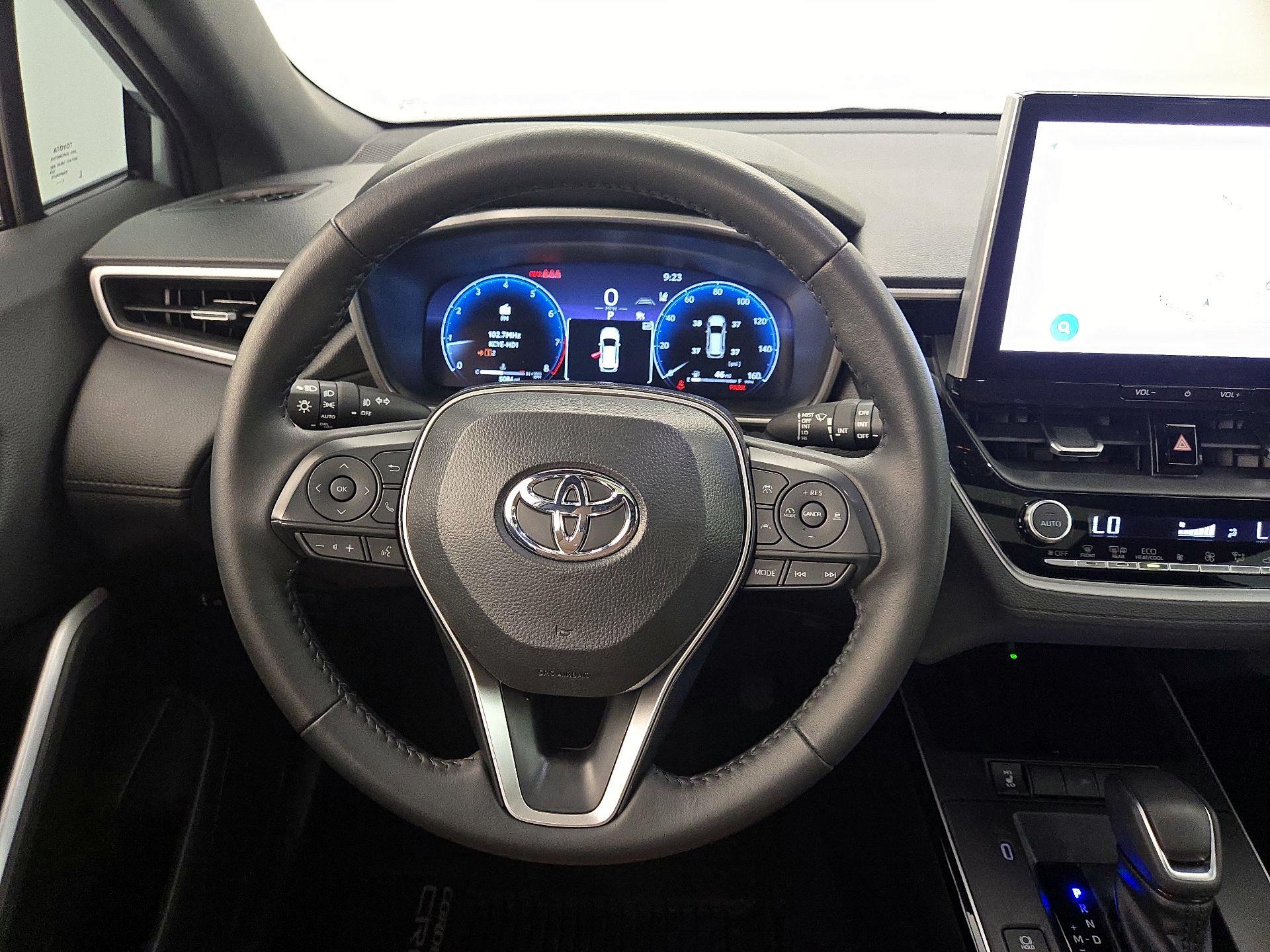Thumbnail: 2026 Toyota Corolla Cross - 10