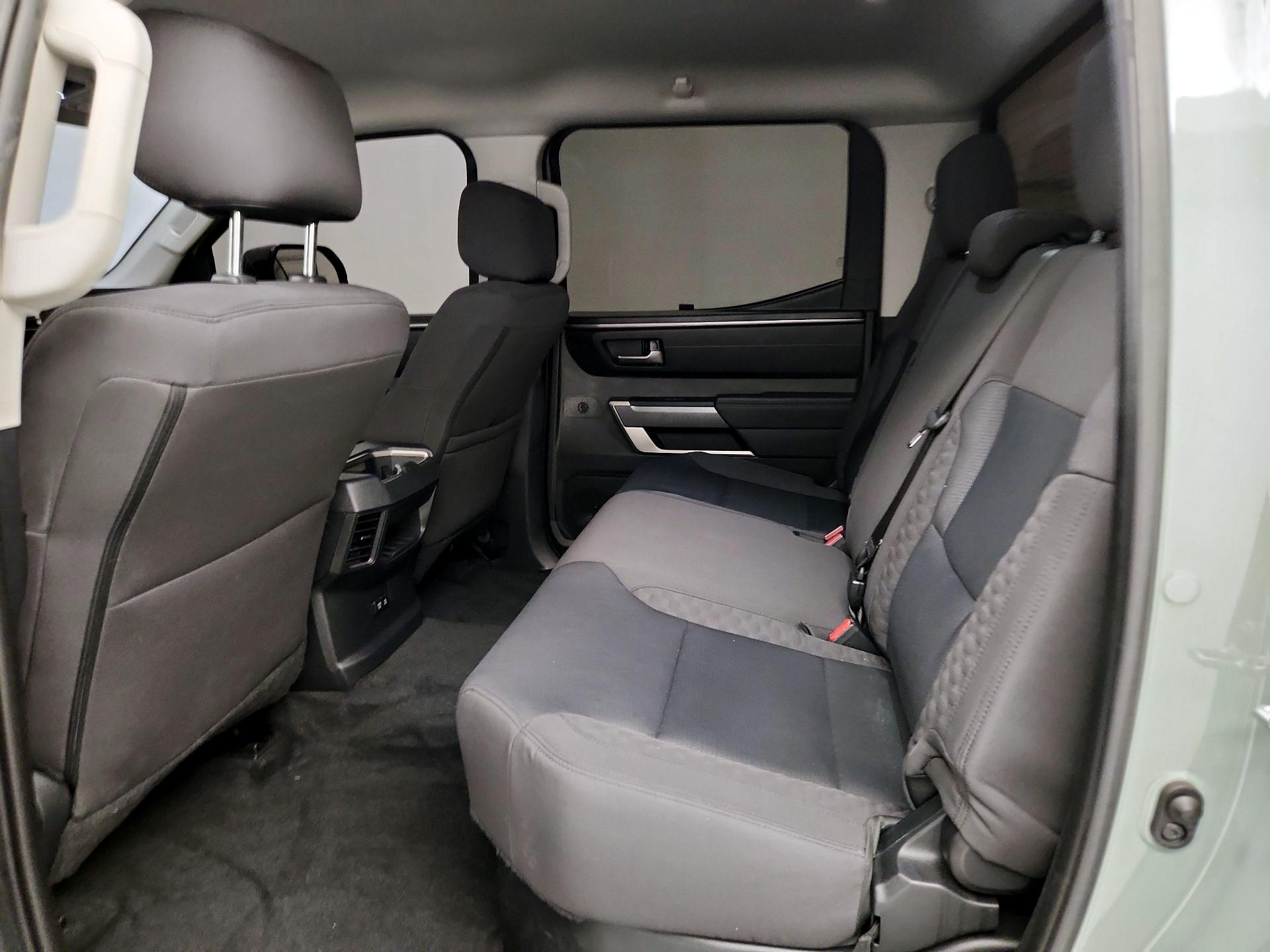 Thumbnail: 2024 Toyota Tundra - 18