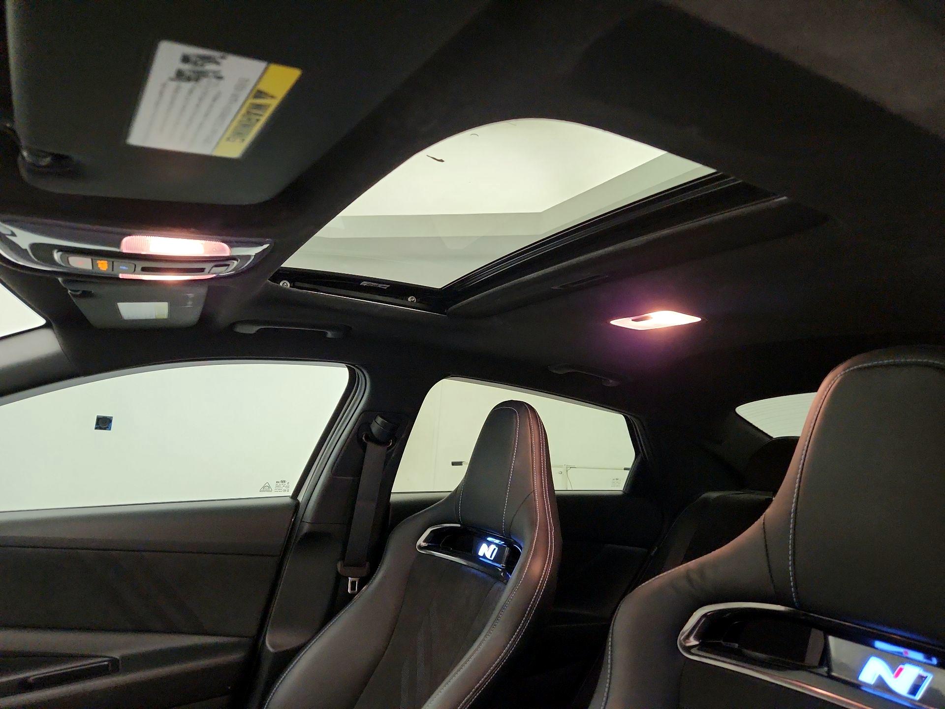 Thumbnail: 2025 Hyundai Elantra - 20