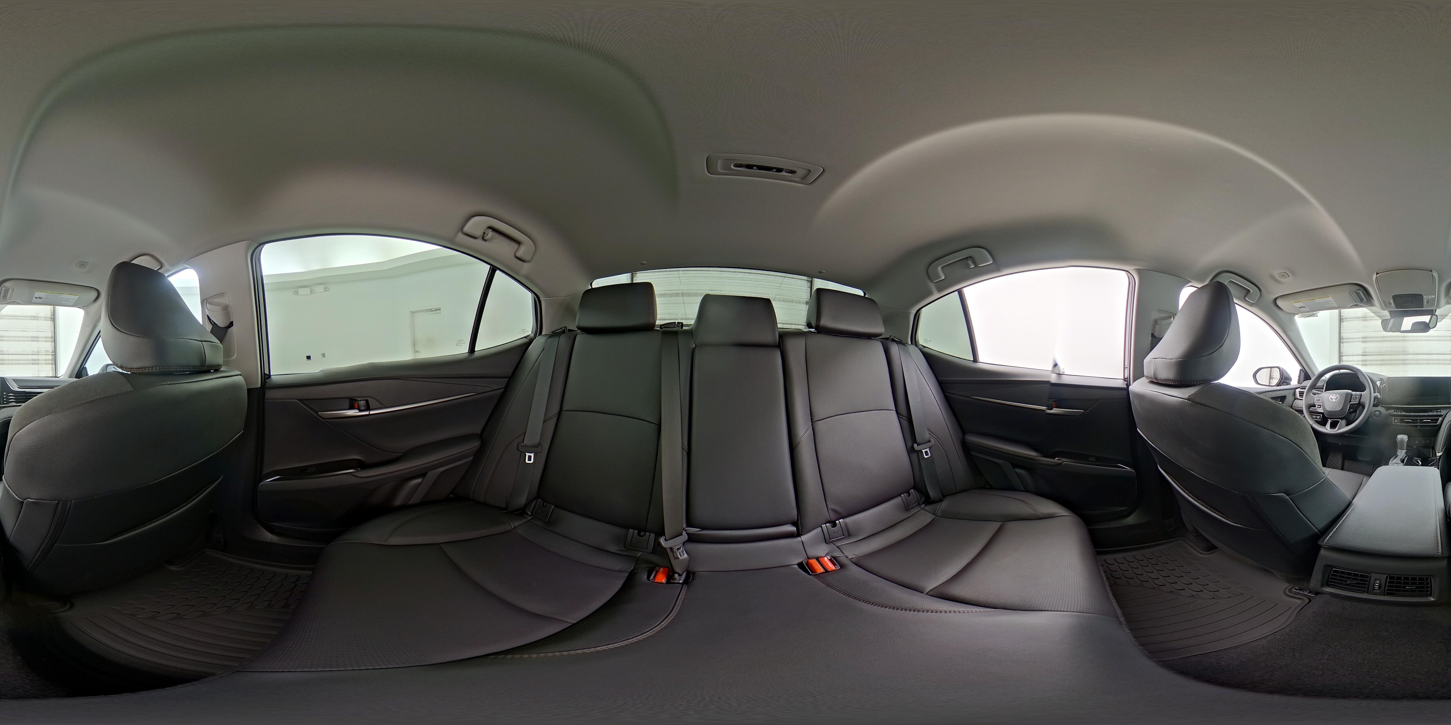 2026 Toyota Camry XLE - Photo 25