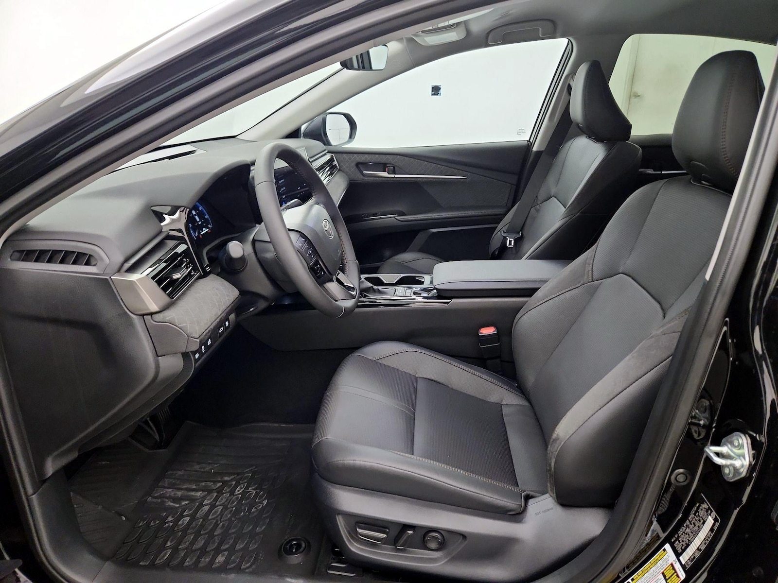 2026 Toyota Camry XLE - Photo 12