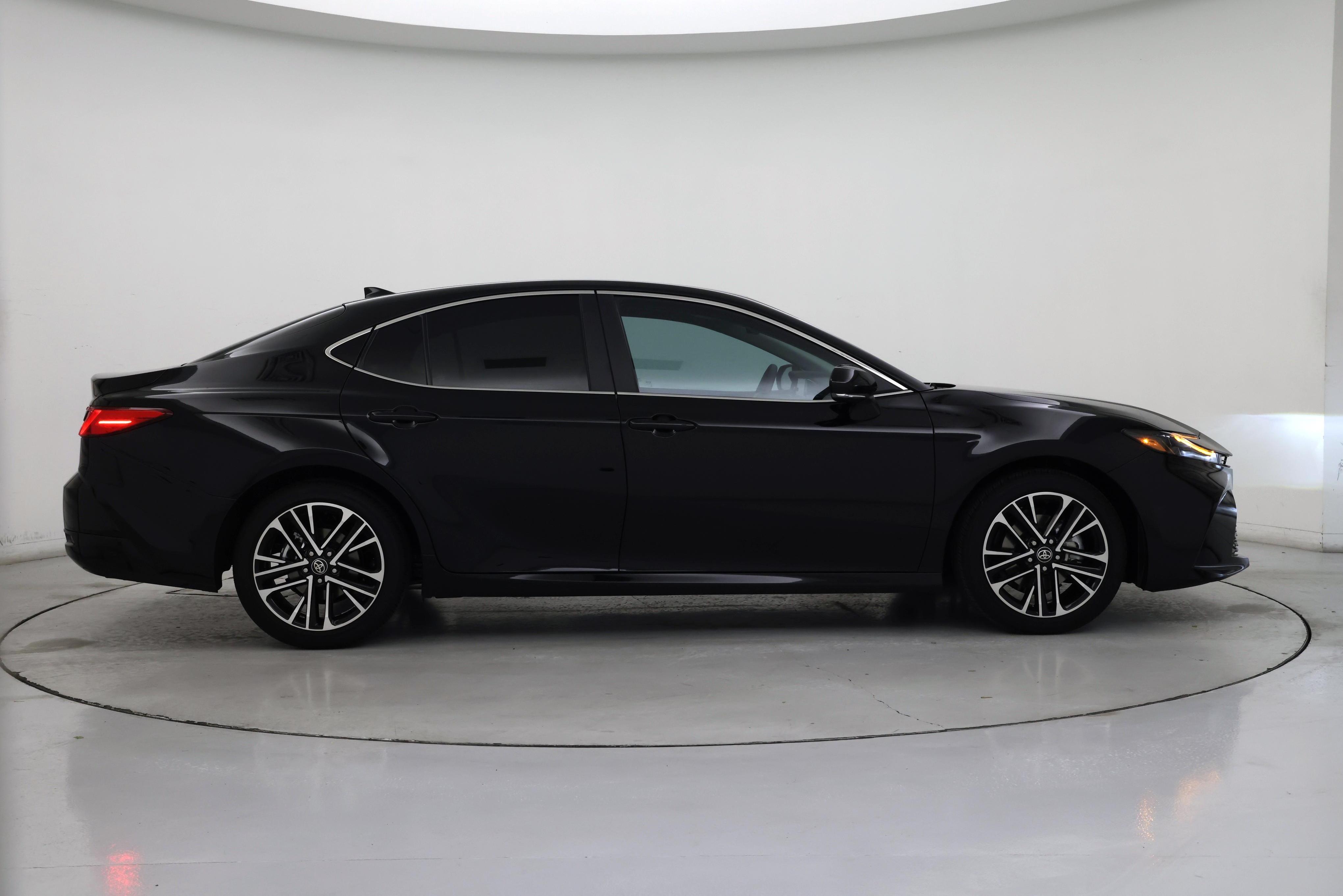 Thumbnail: 2026 Toyota Camry - 7