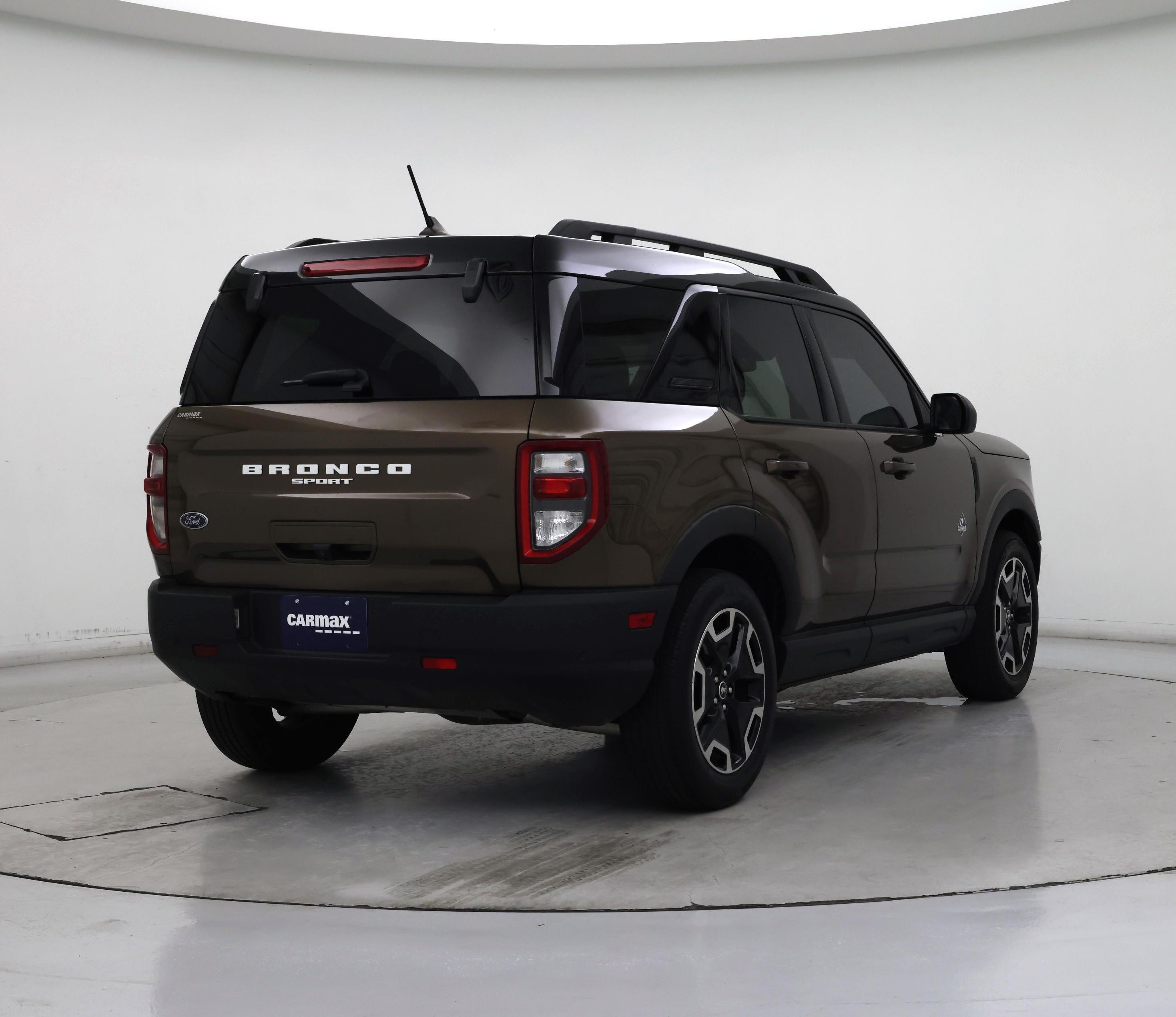 Thumbnail: 2022 Ford Bronco Sport - 8