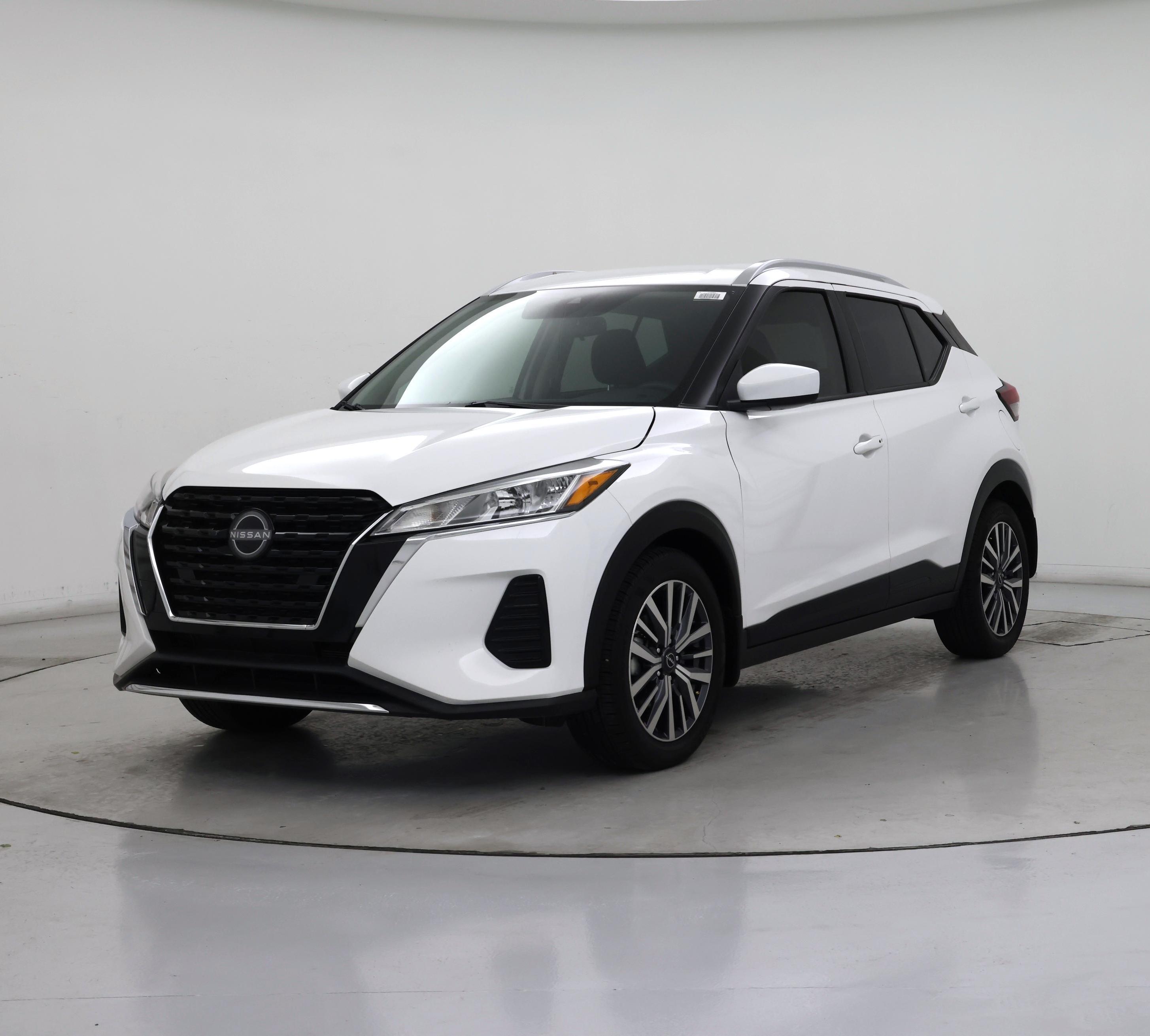 Thumbnail: 2023 Nissan Kicks - 4