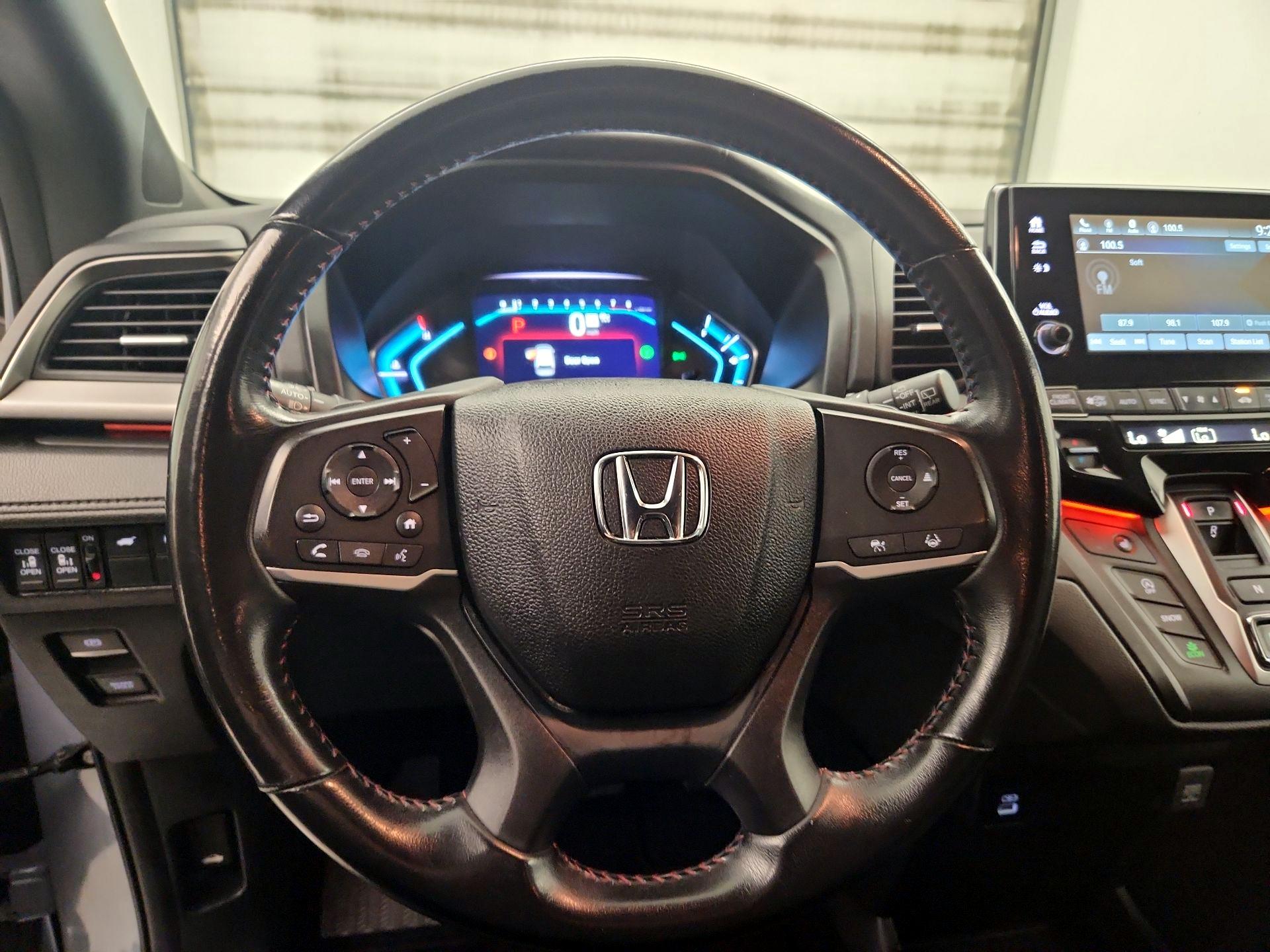 Thumbnail: 2023 Honda Odyssey - 10