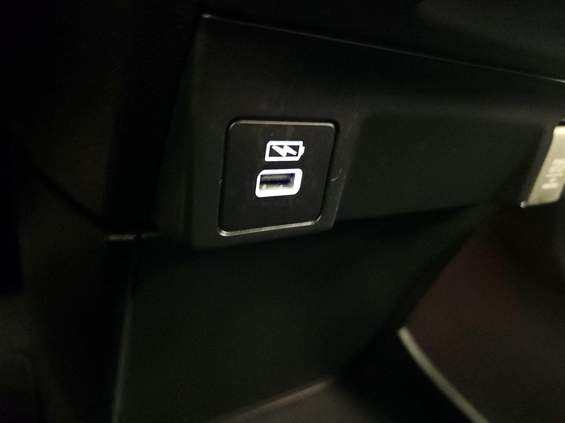 Thumbnail: 2023 Honda Odyssey - 18
