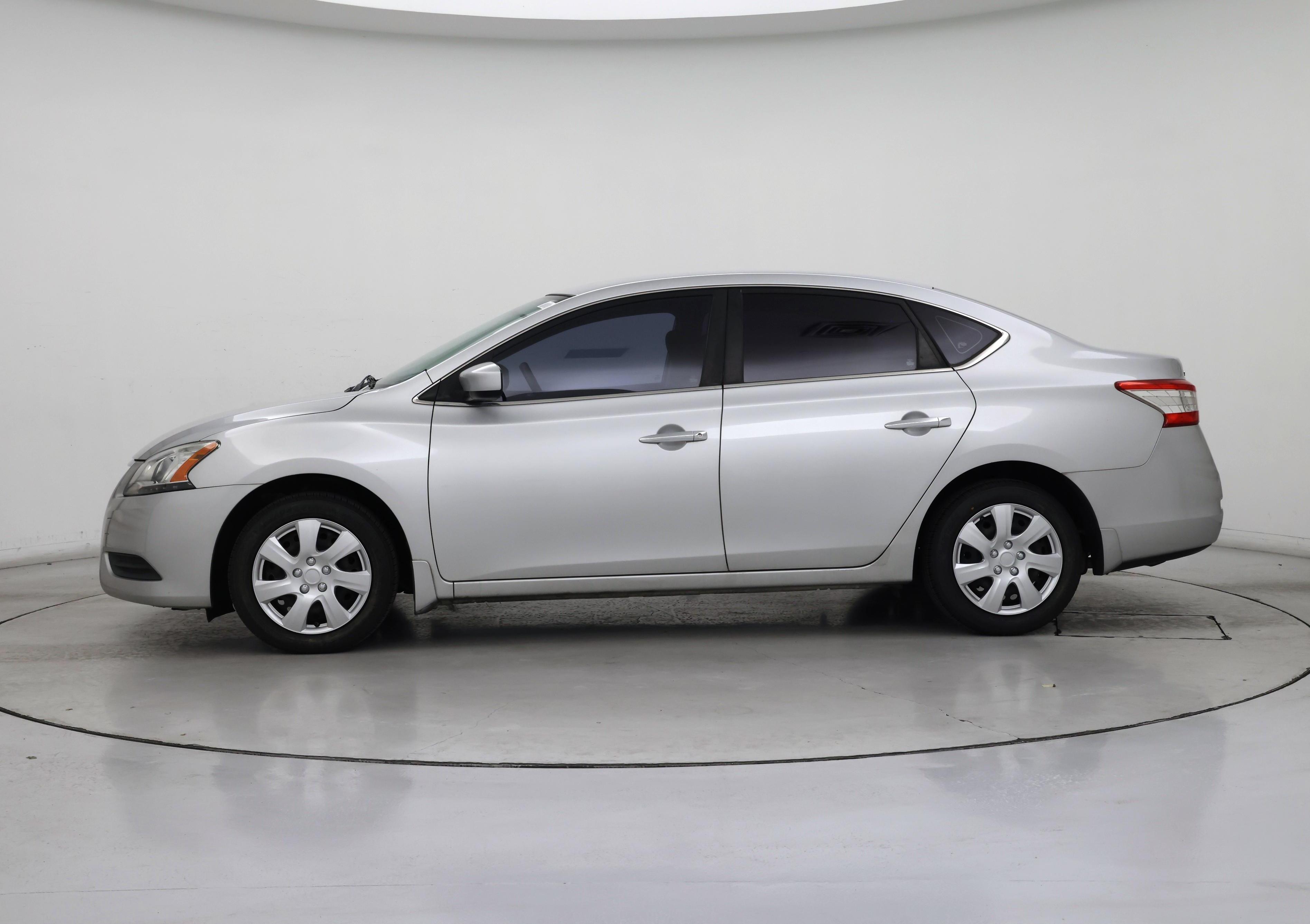Thumbnail: 2014 Nissan Sentra - 3