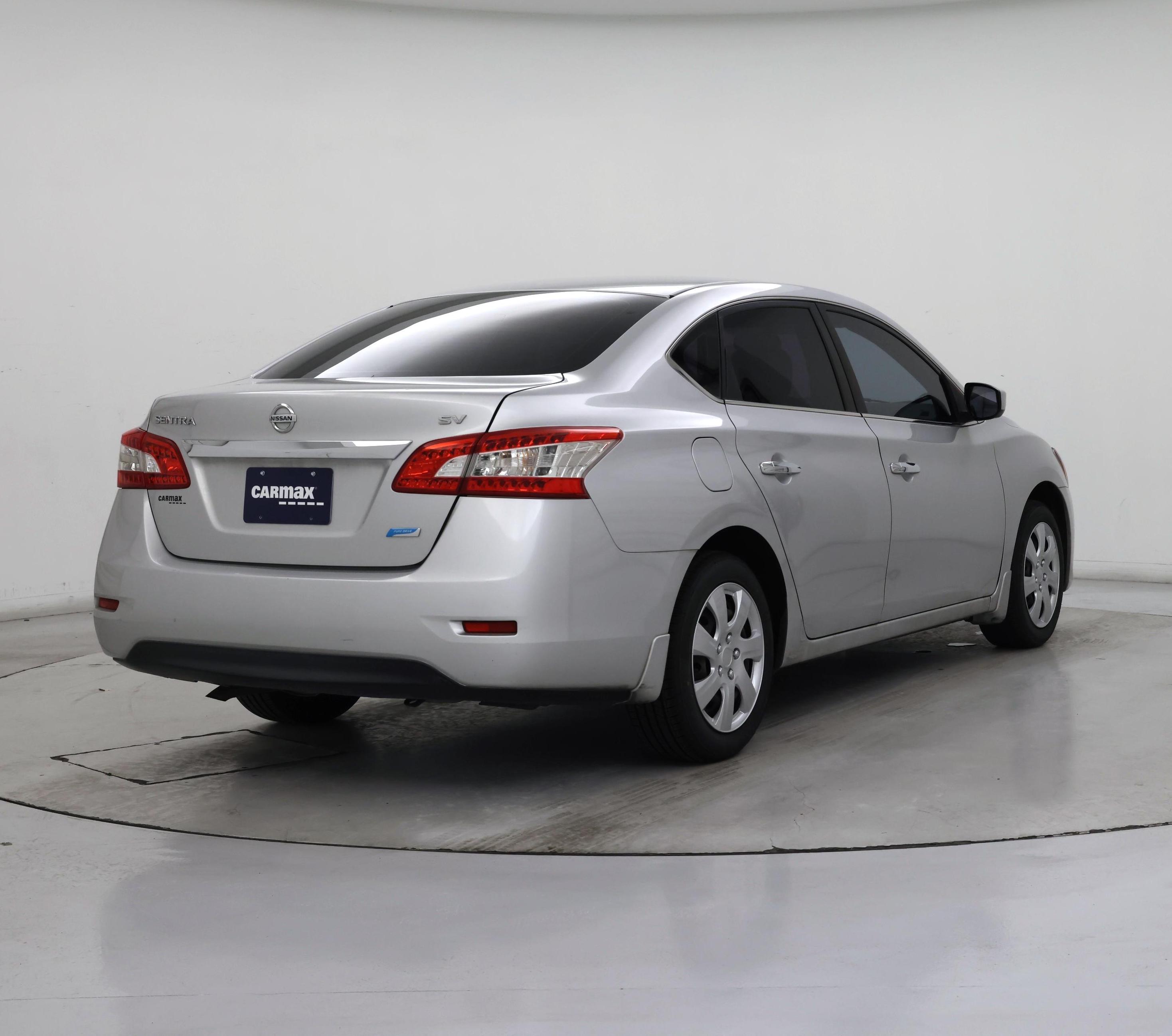 Thumbnail: 2014 Nissan Sentra - 8