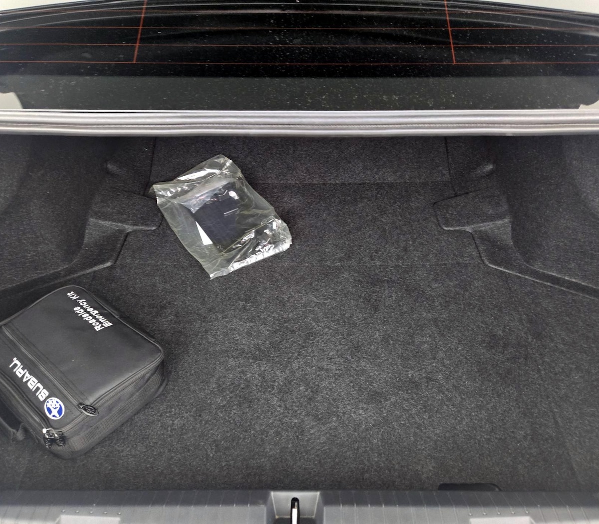 Trunk/Cargo (Seats Up)