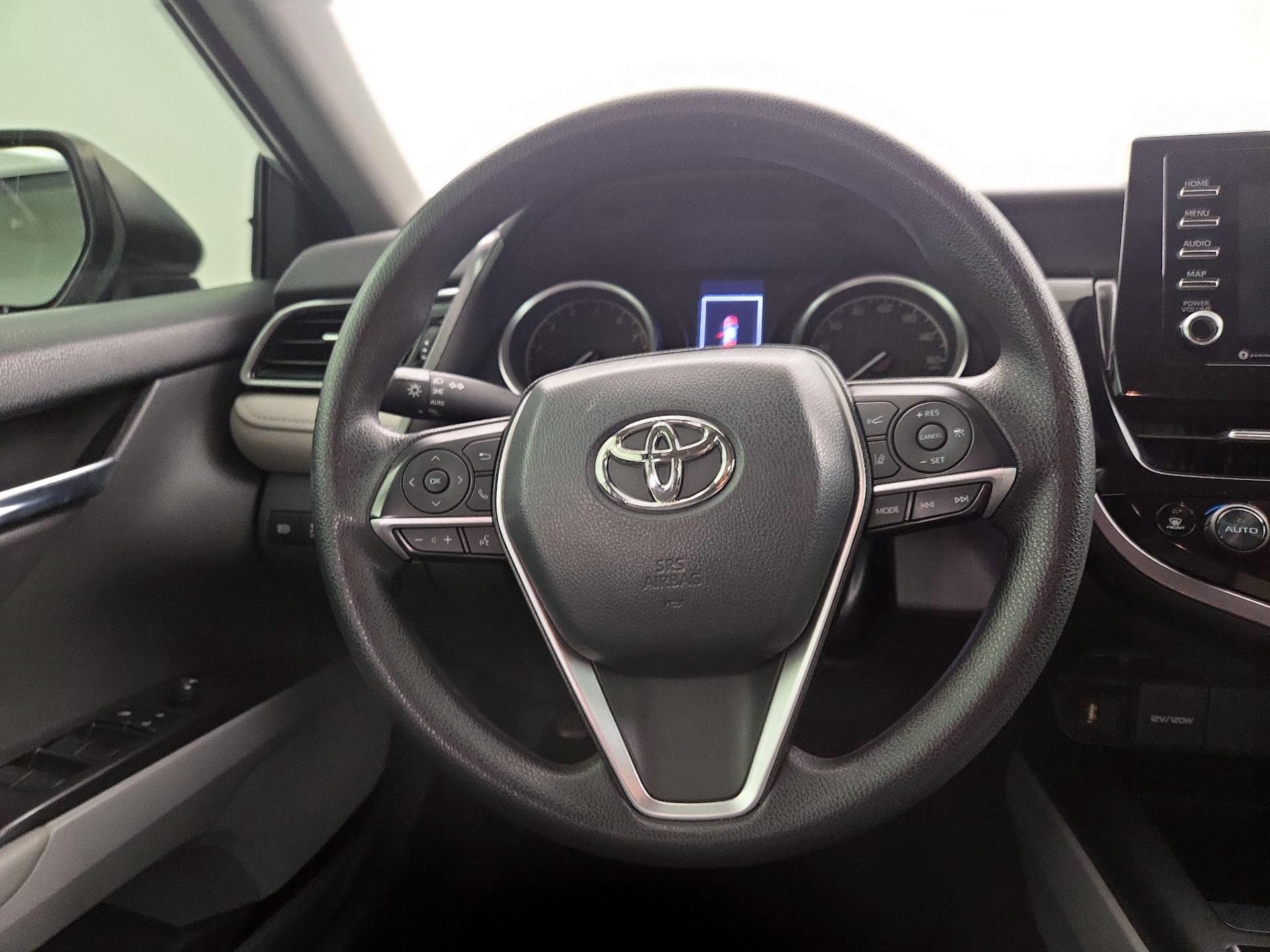 Thumbnail: 2023 Toyota Camry - 10