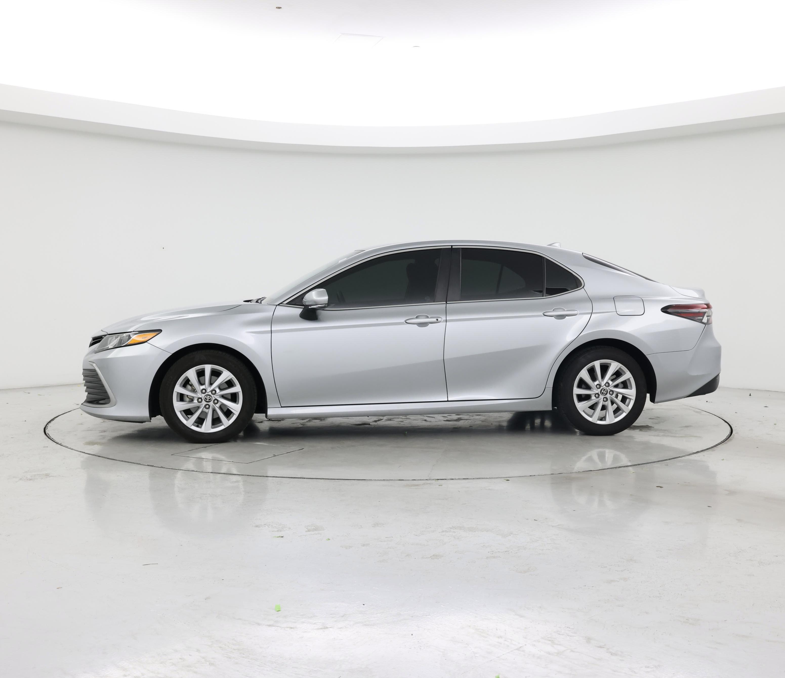 Thumbnail: 2023 Toyota Camry - 3