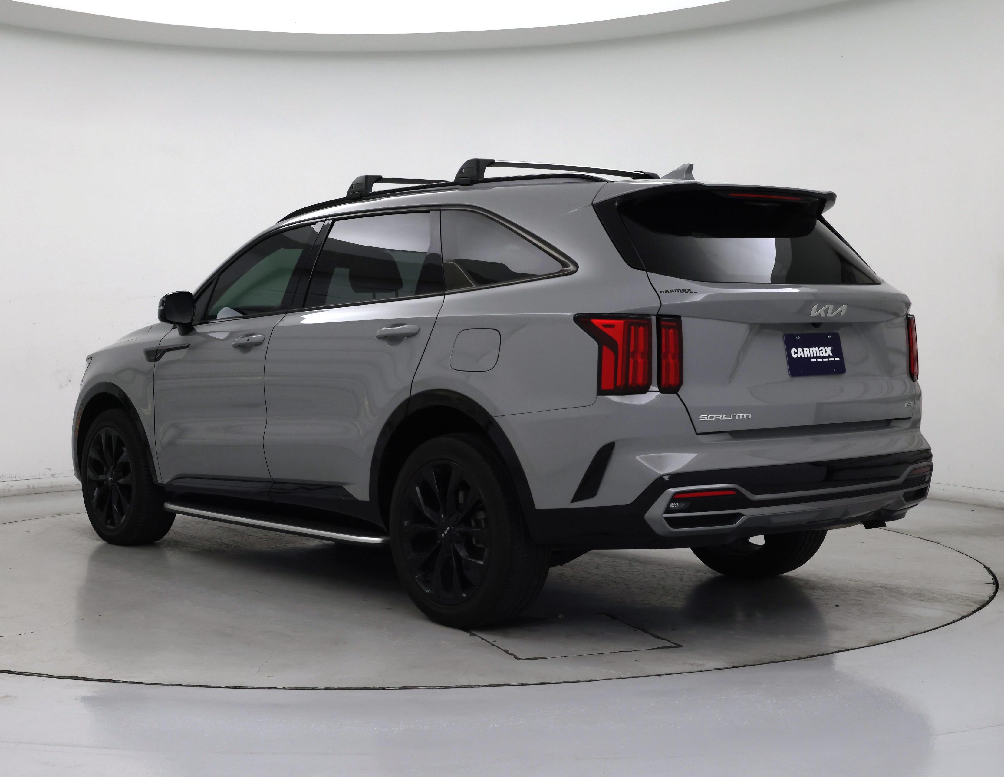 Thumbnail: 2023 Kia Sorento - 2