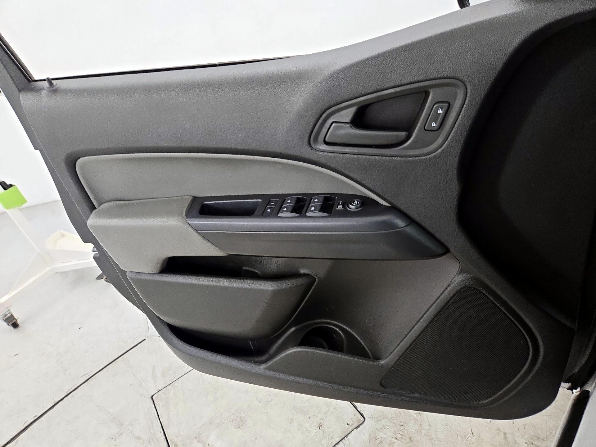 Thumbnail: 2020 Chevrolet Colorado - 12