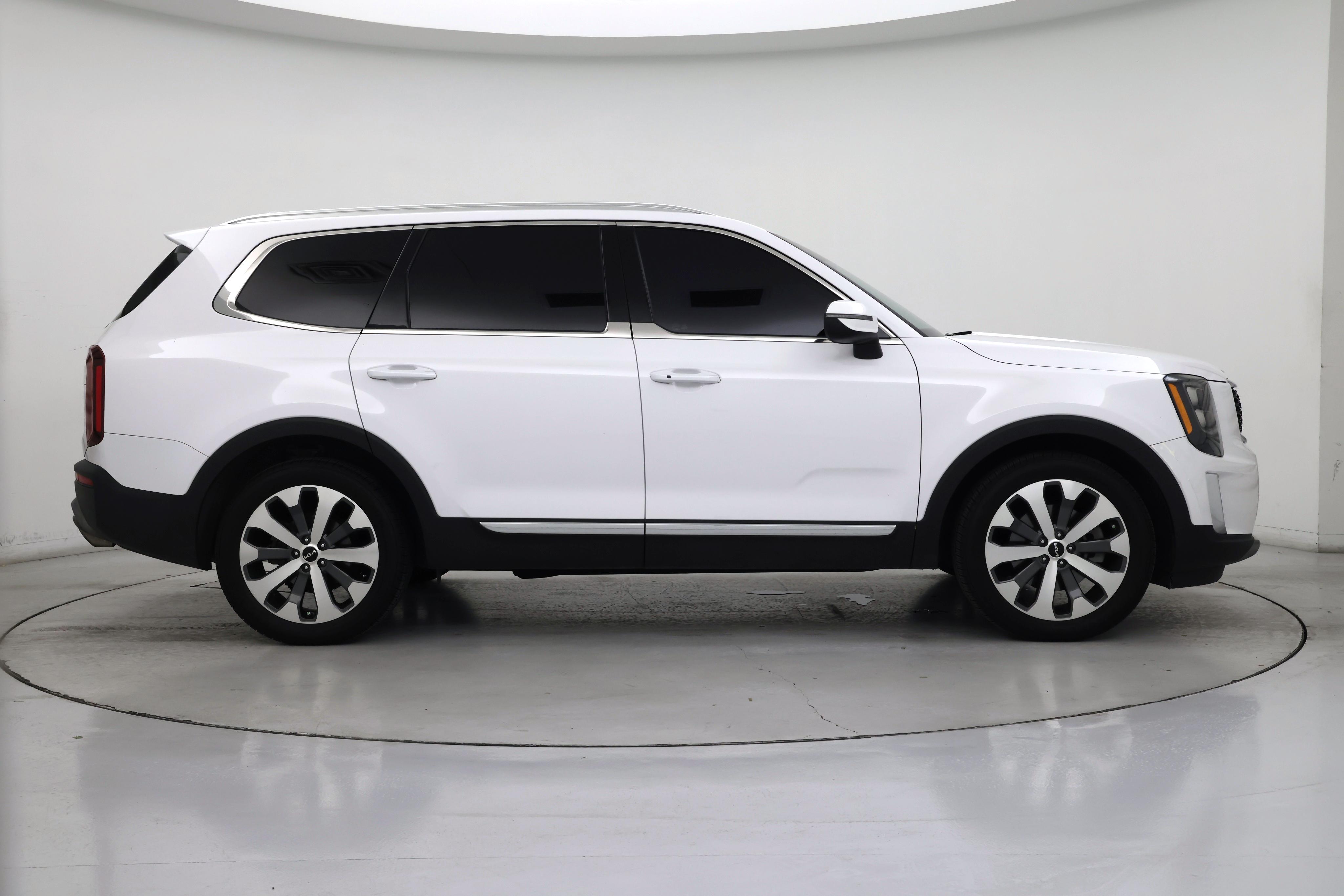Thumbnail: 2022 Kia Telluride - 7