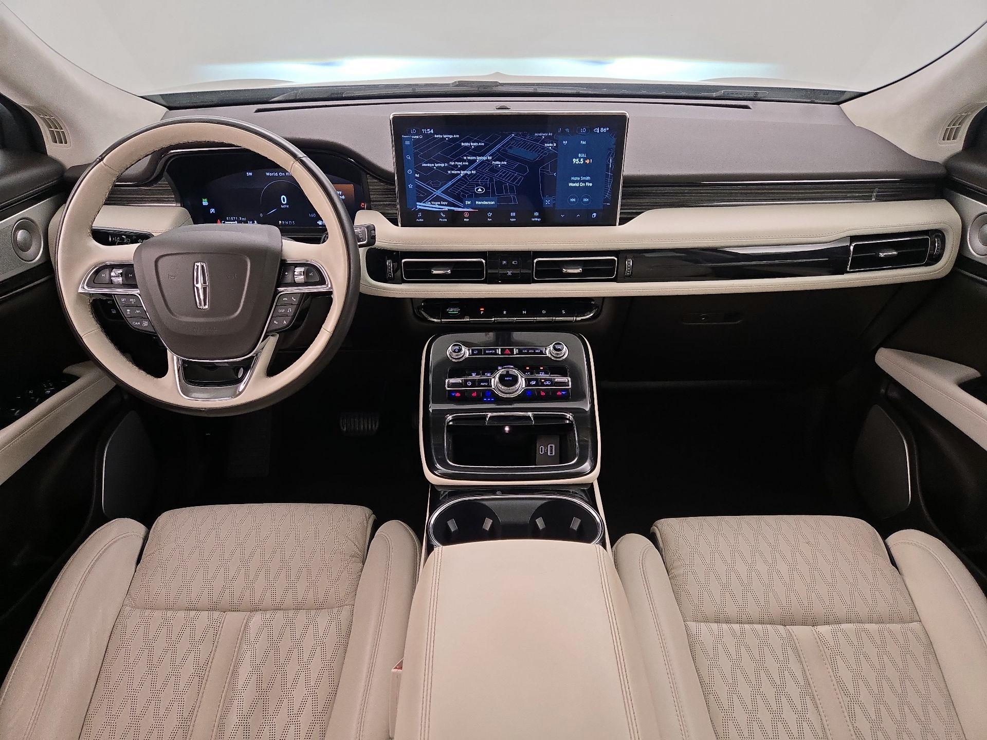 Thumbnail: 2023 Lincoln Nautilus - 9