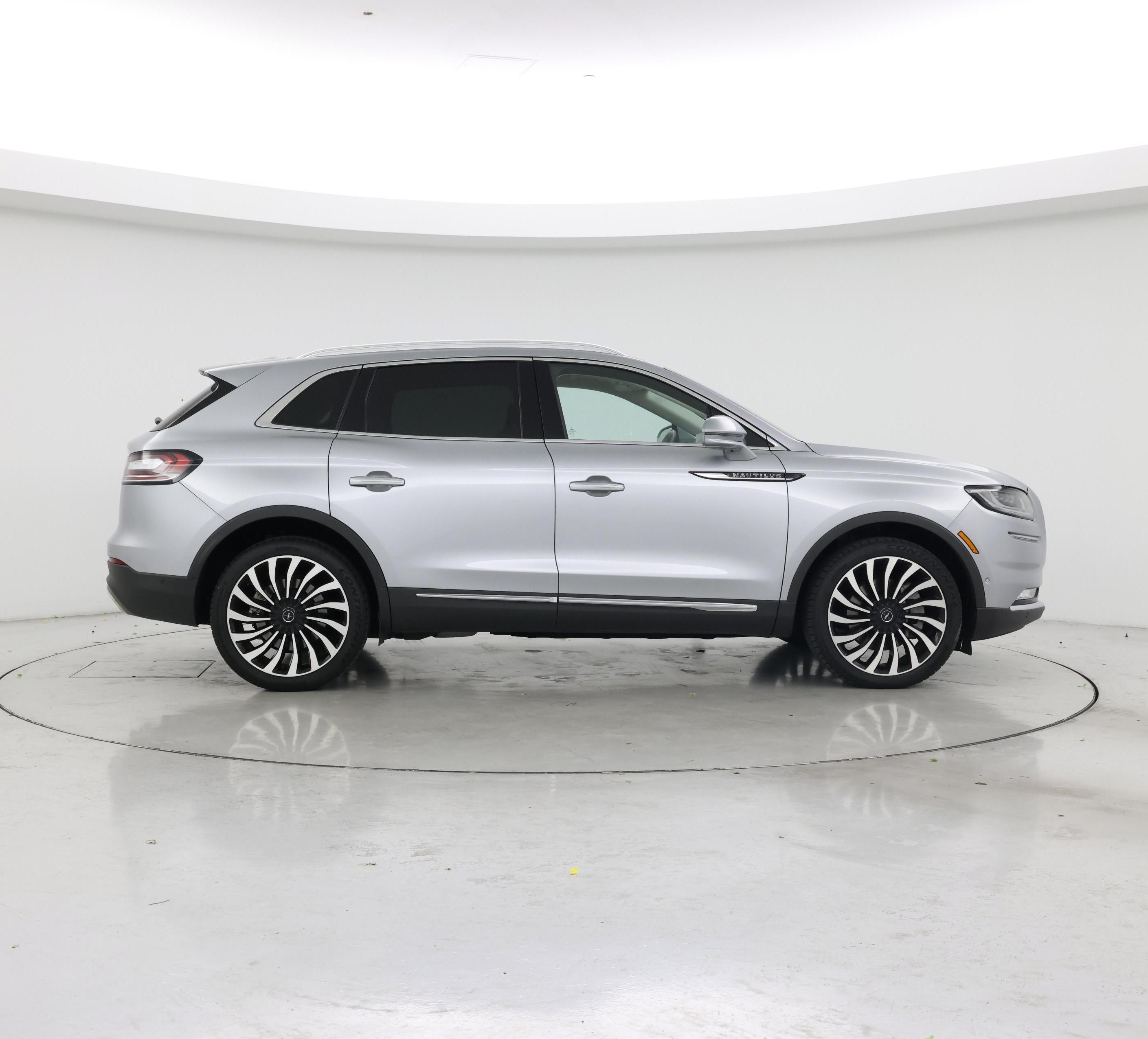 Thumbnail: 2023 Lincoln Nautilus - 7